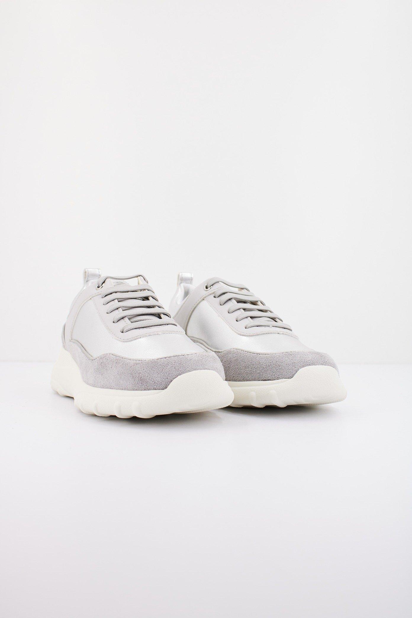 GEOX D ALLENIEE en color GRIS (2)