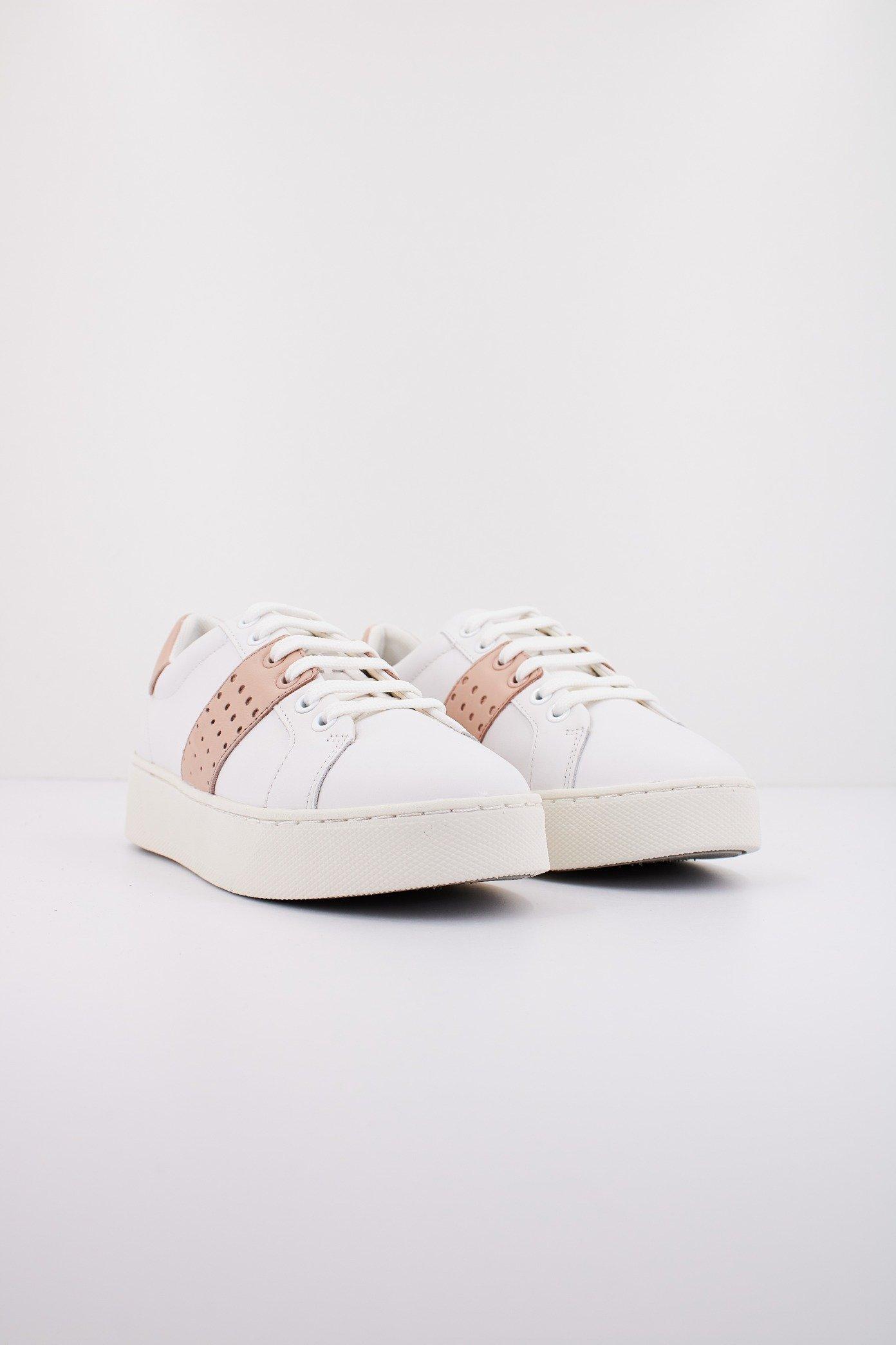 GEOX D SKYELY en color BLANCO (2)