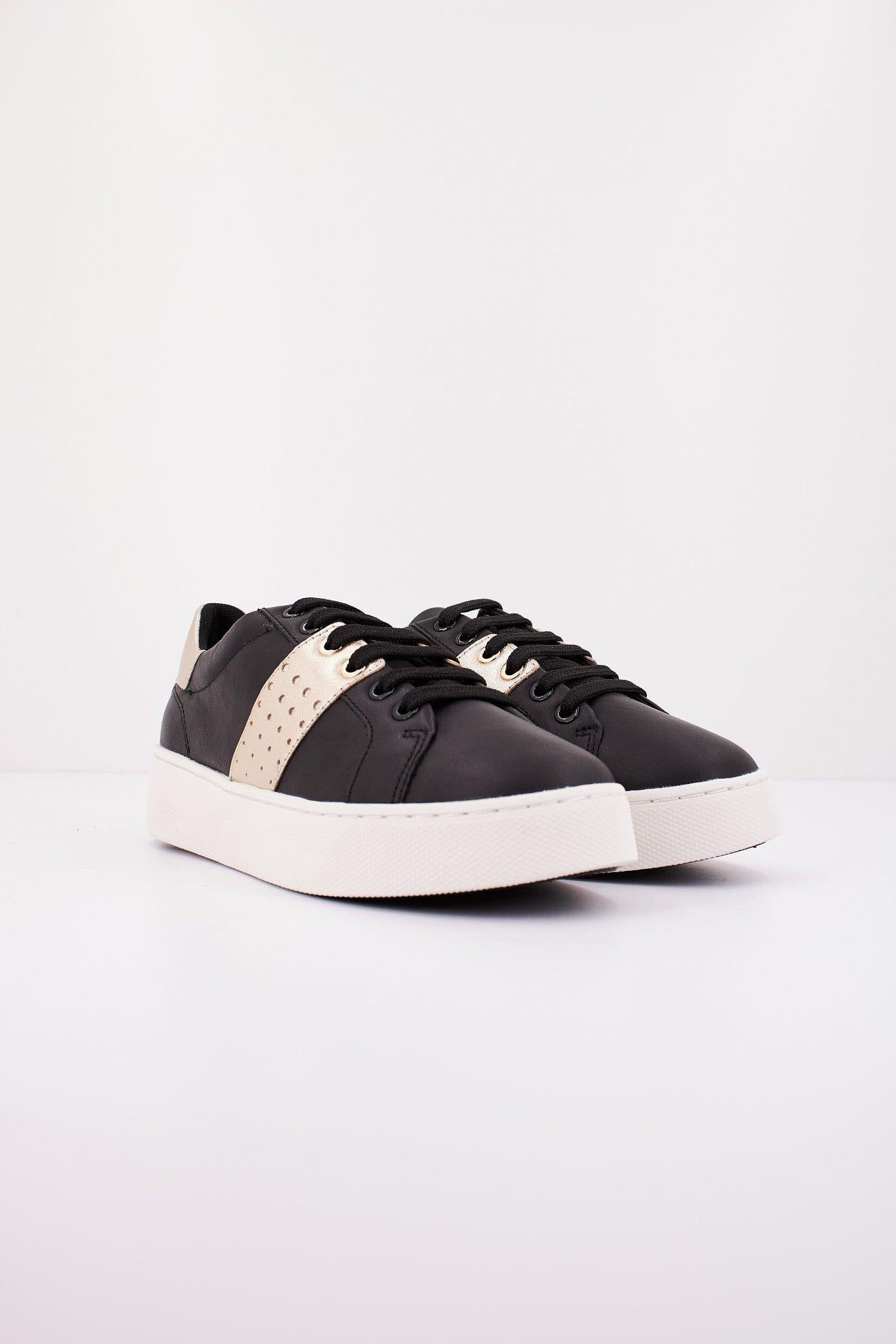GEOX D SKYELY en color NEGRO (2)