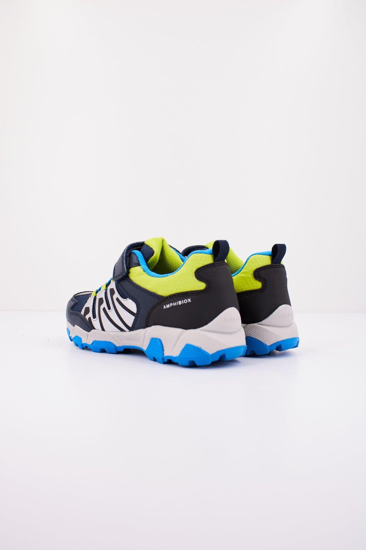 GEOX J MAGNETAR BOY B ABX en color AZUL (3)