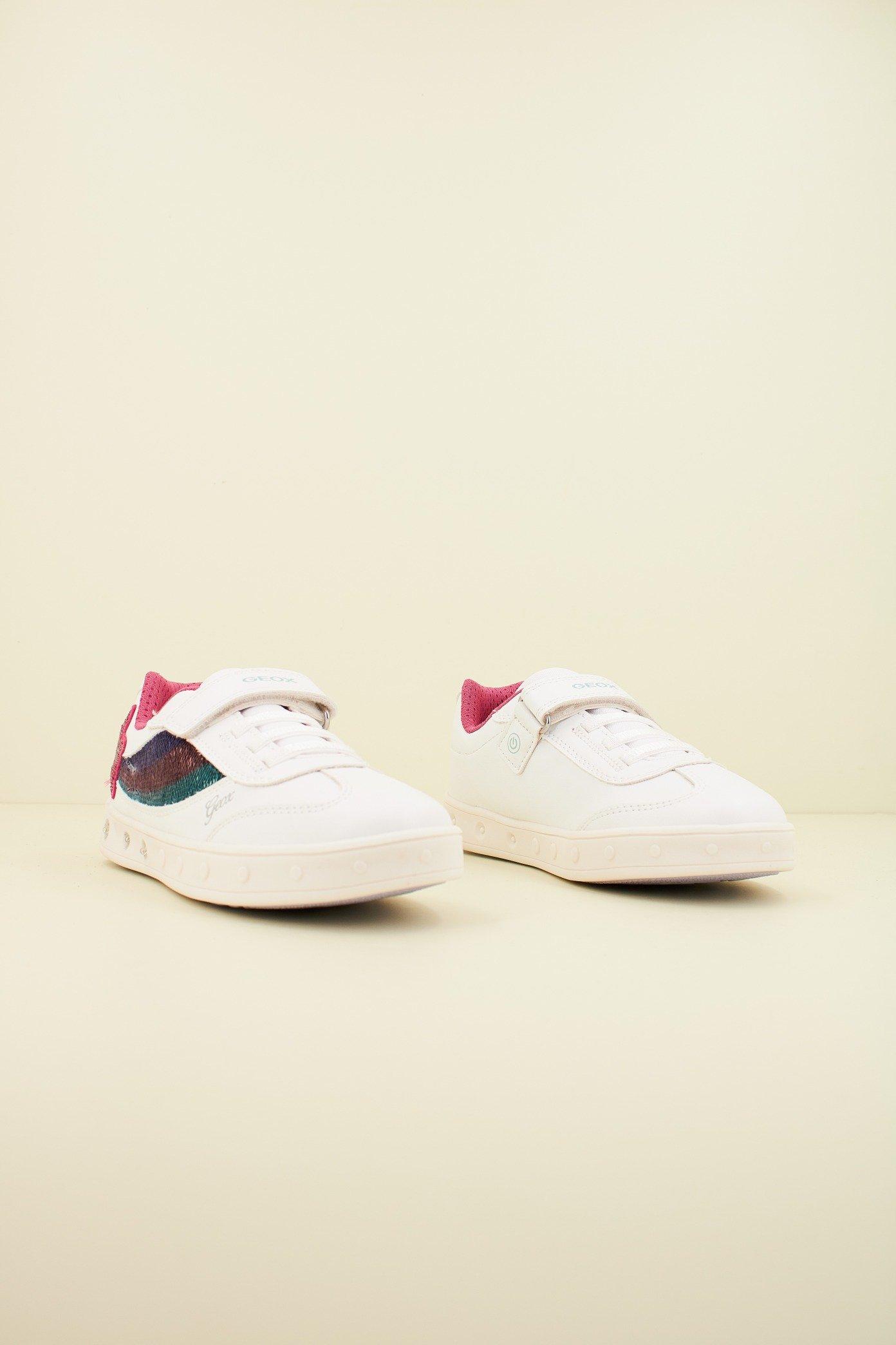 GEOX J SKYLIN GIRL en color BLANCO (2)