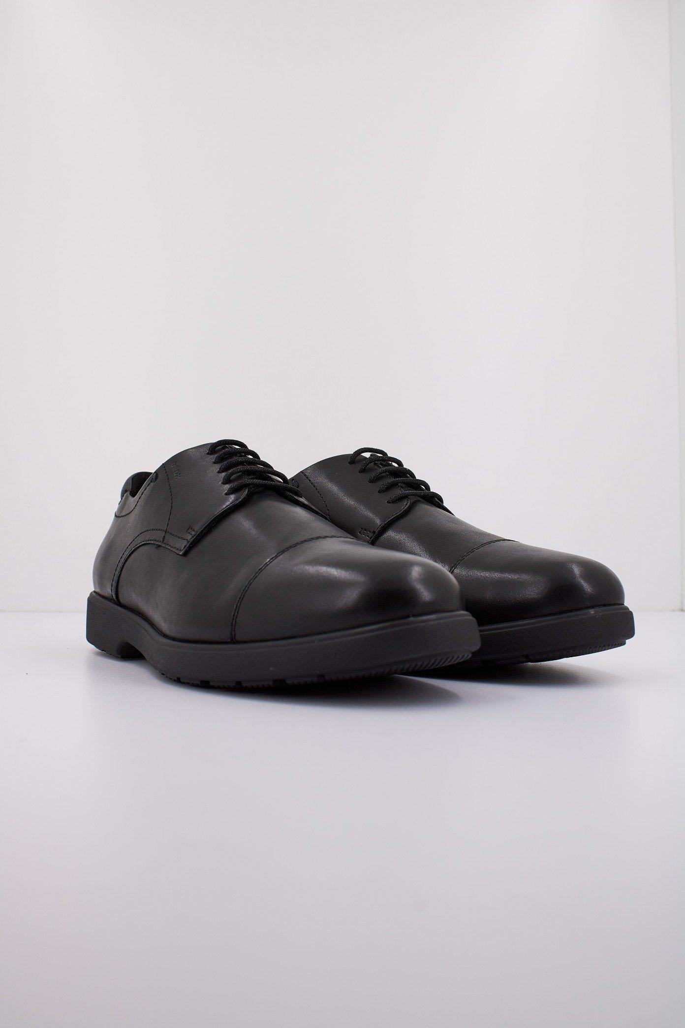 GEOX U SPHERICA EC en color NEGRO (2)