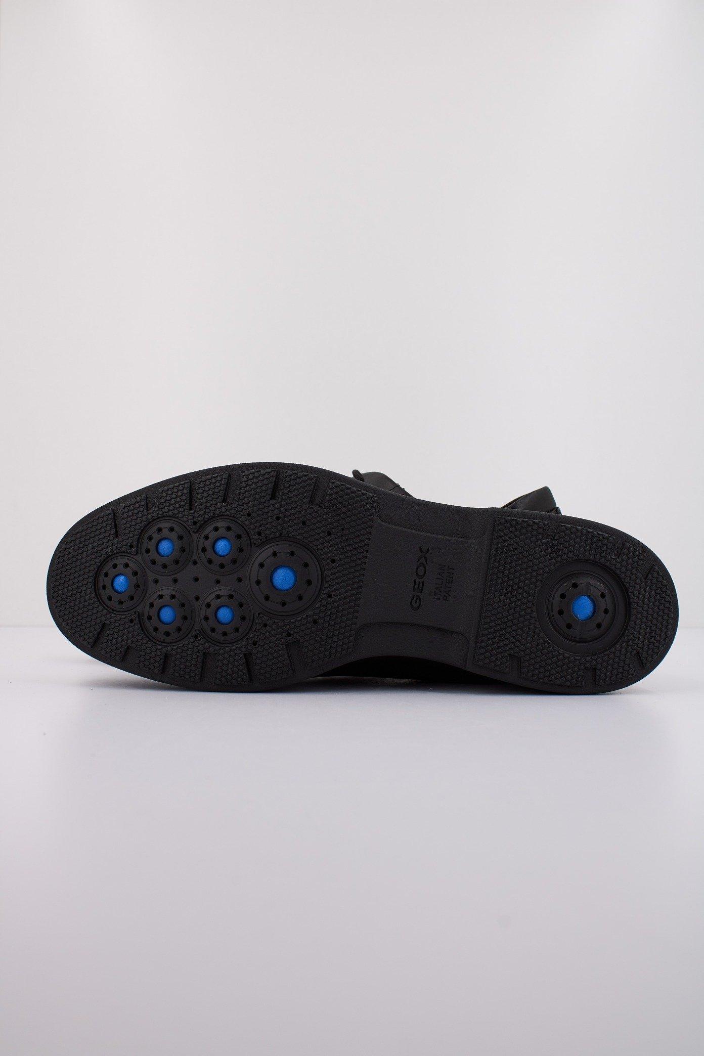 GEOX U SPHERICA EC en color NEGRO (4)