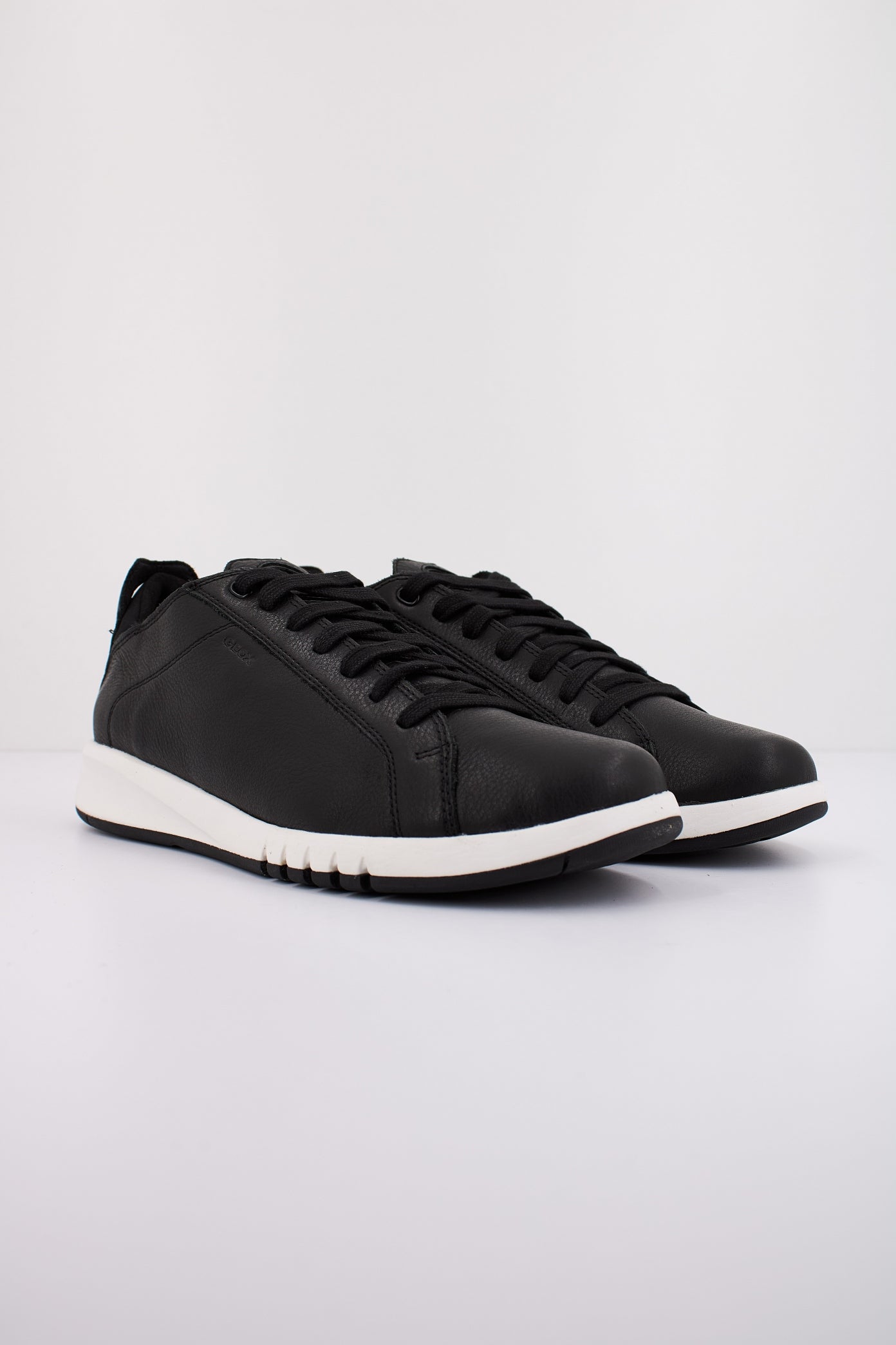 GEOX U AERANTIS en color NEGRO (2)