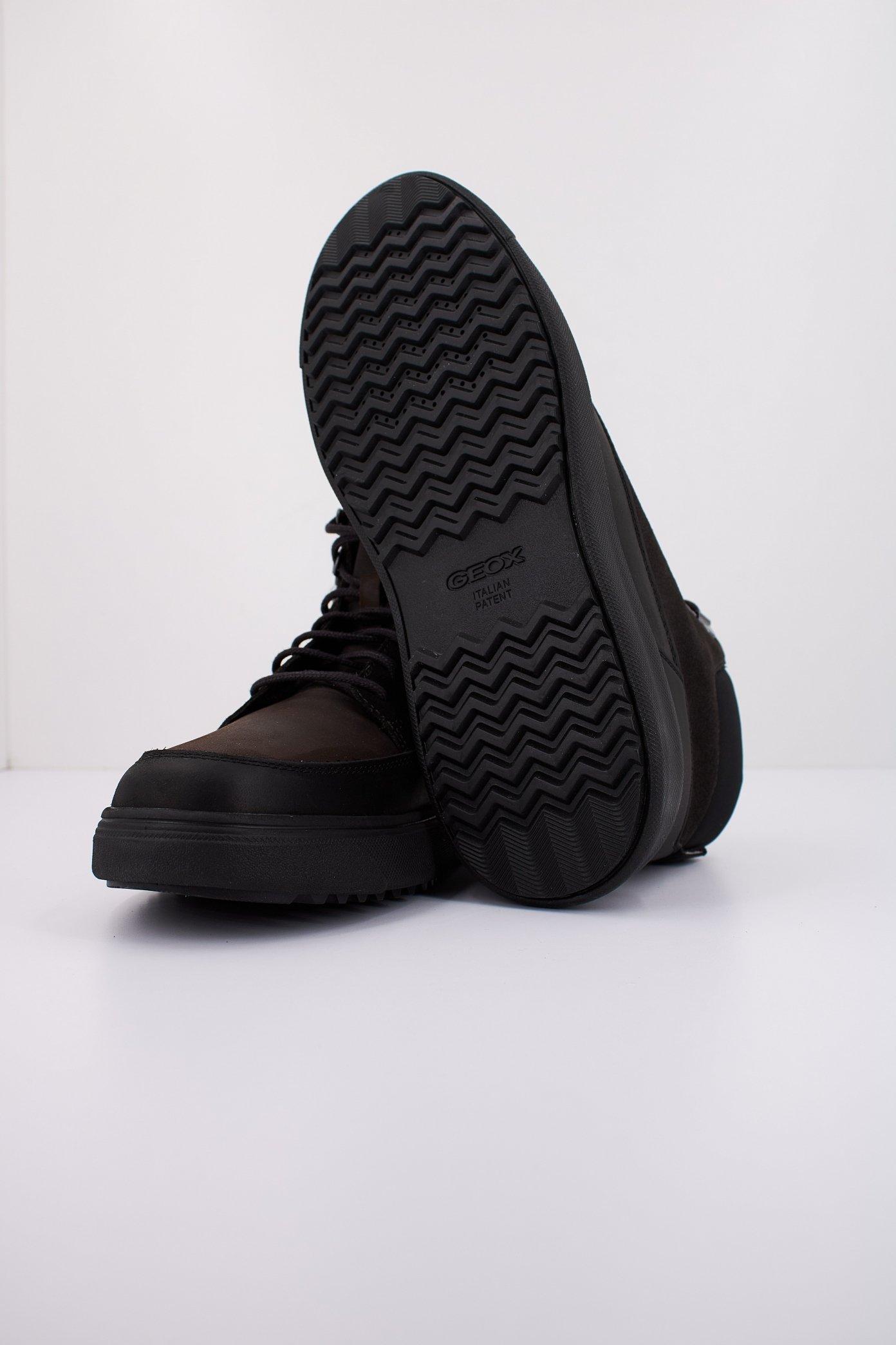 GEOX U CERVINO en color MARRON (5)