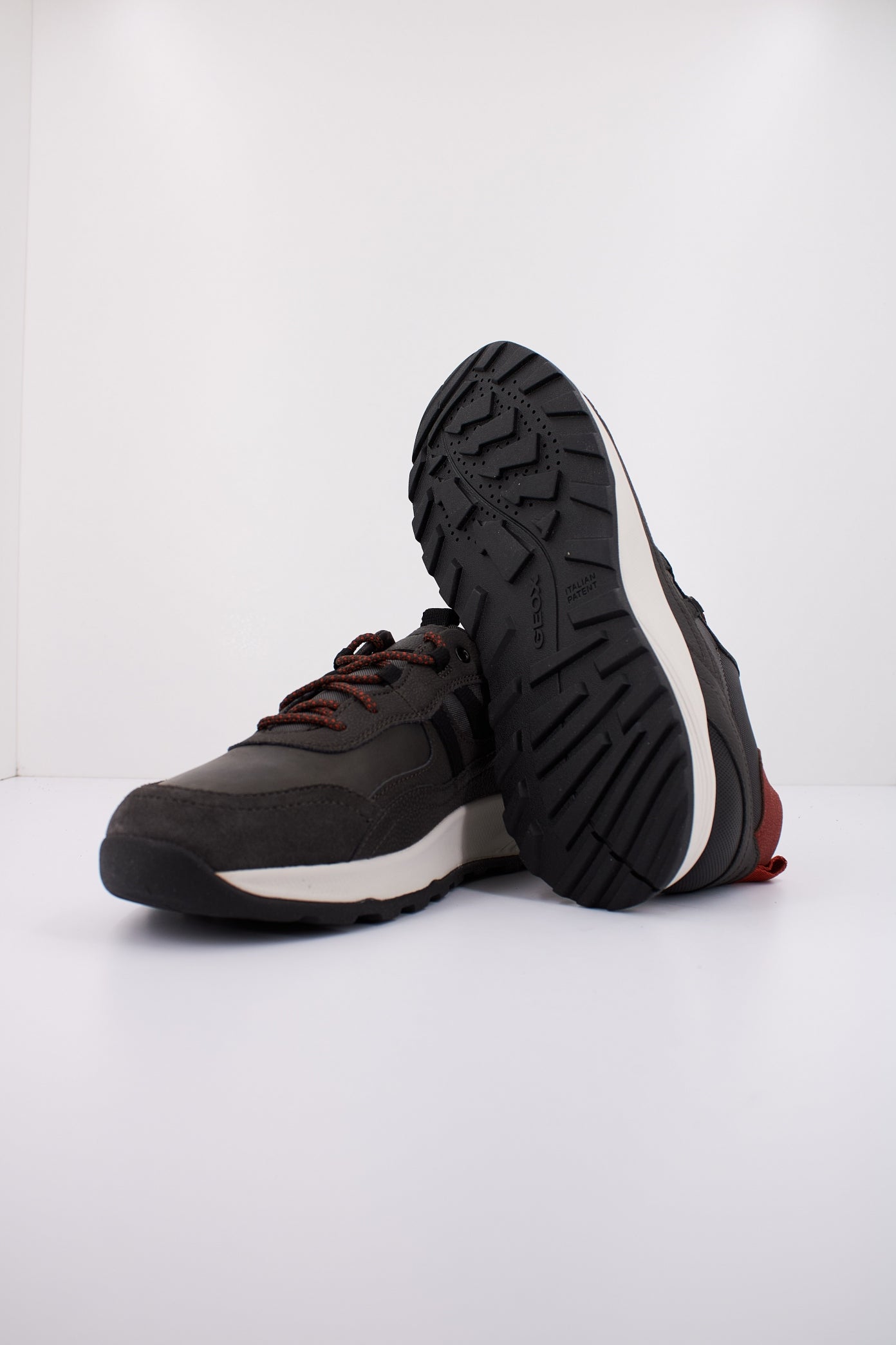 GEOX U TERRESTRE en color MARRON (5)