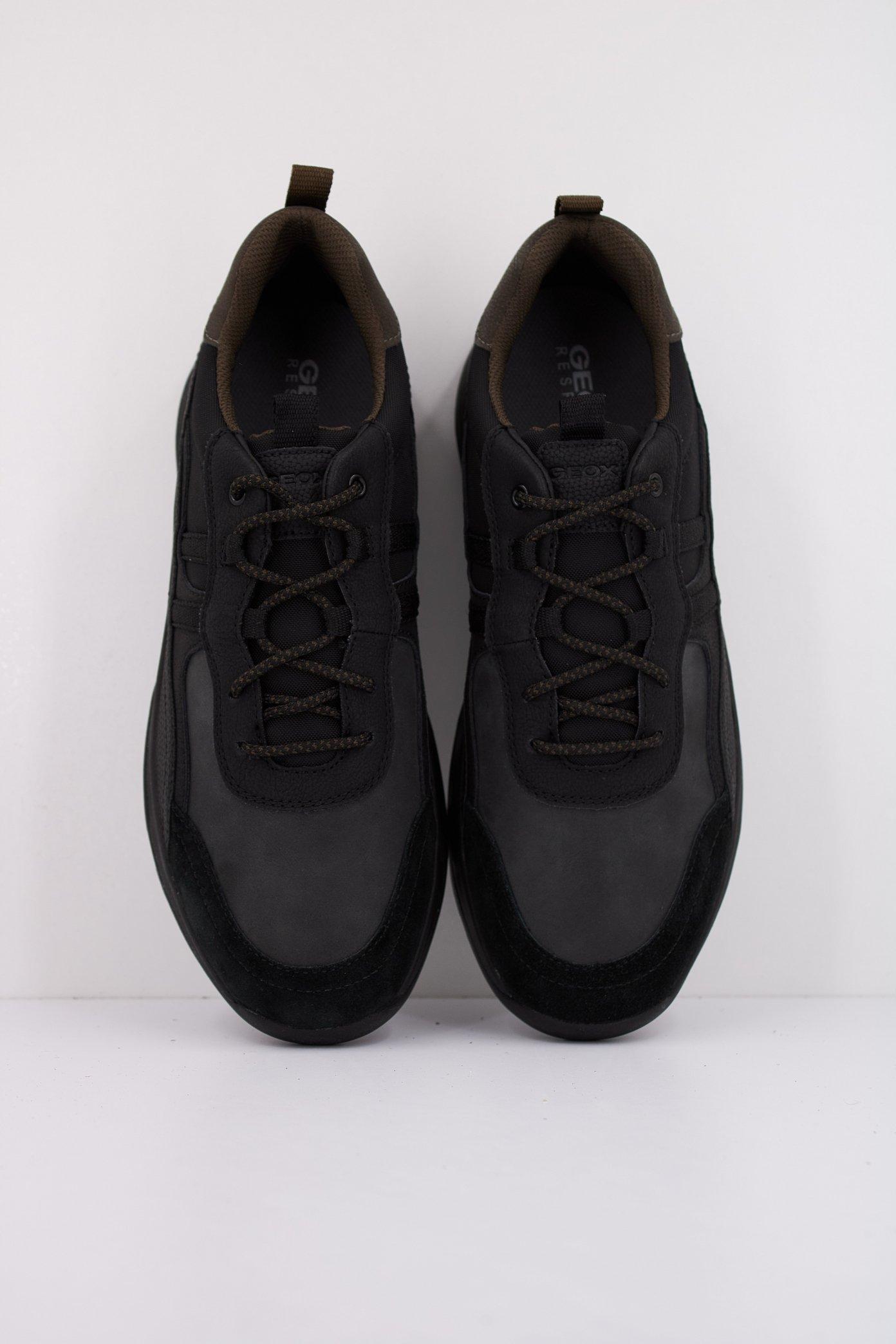 GEOX U TERRESTRE en color NEGRO (4)