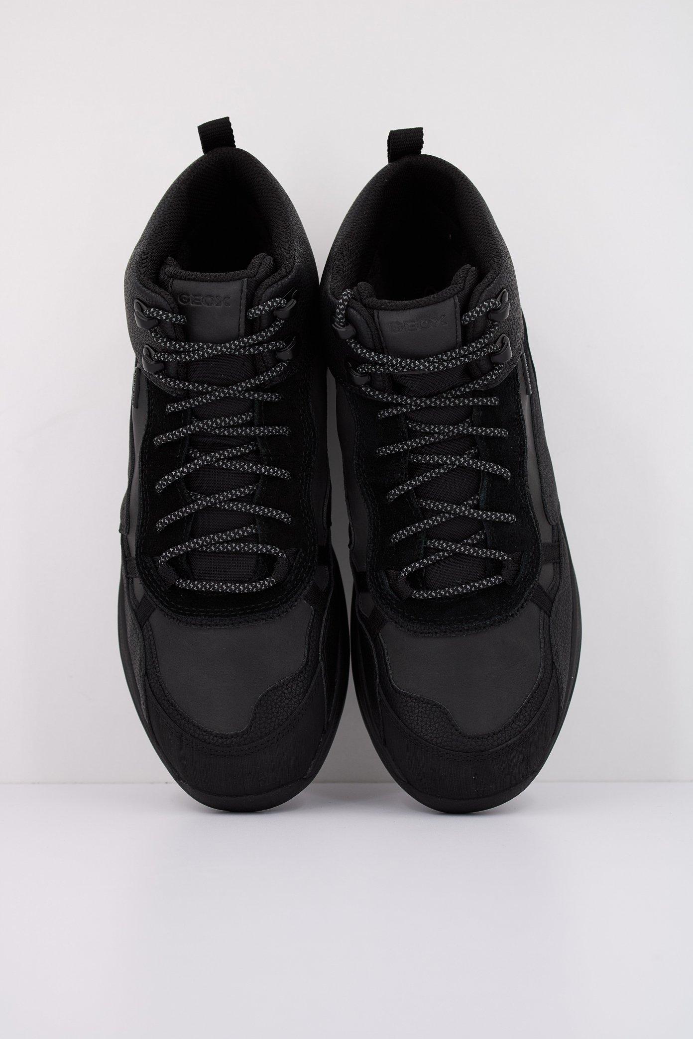GEOX U TERRESTRE en color NEGRO (3)