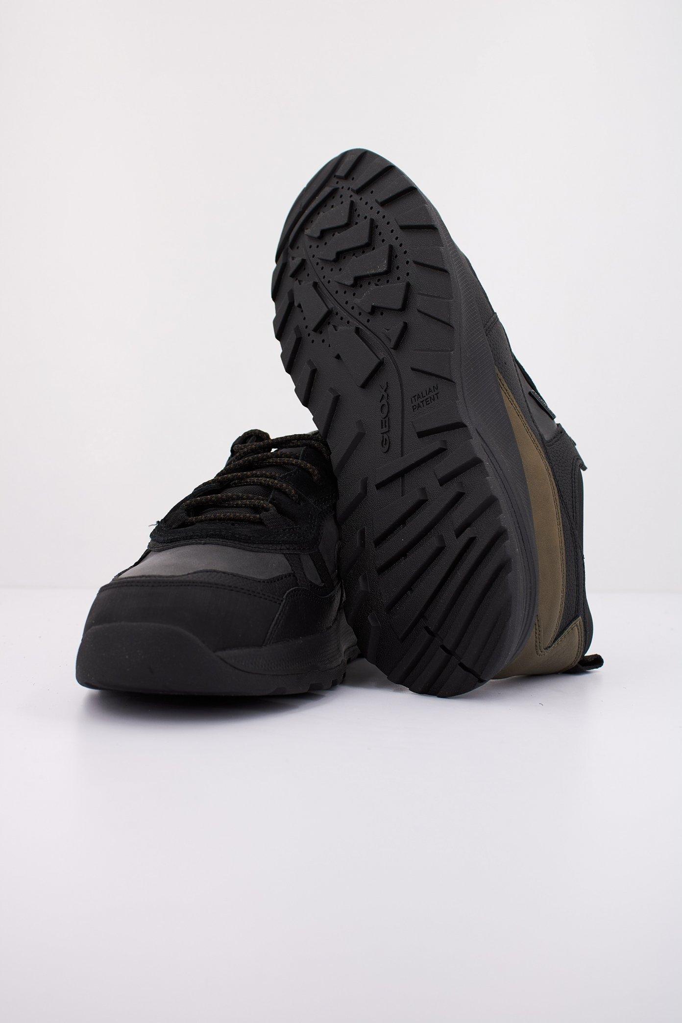 GEOX U TERRESTRE en color GRIS (5)