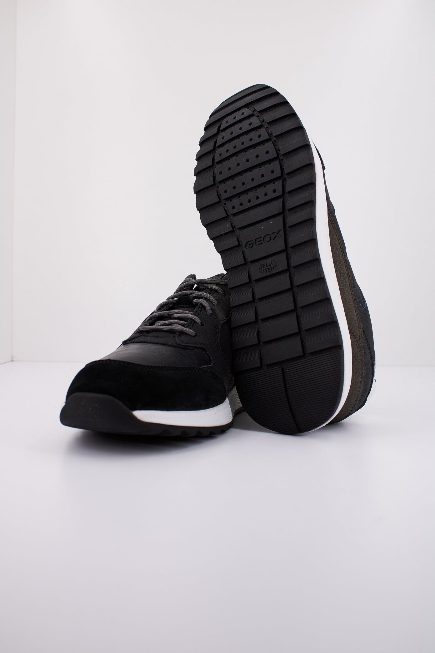 GEOX U MOLVENO en color NEGRO (5)