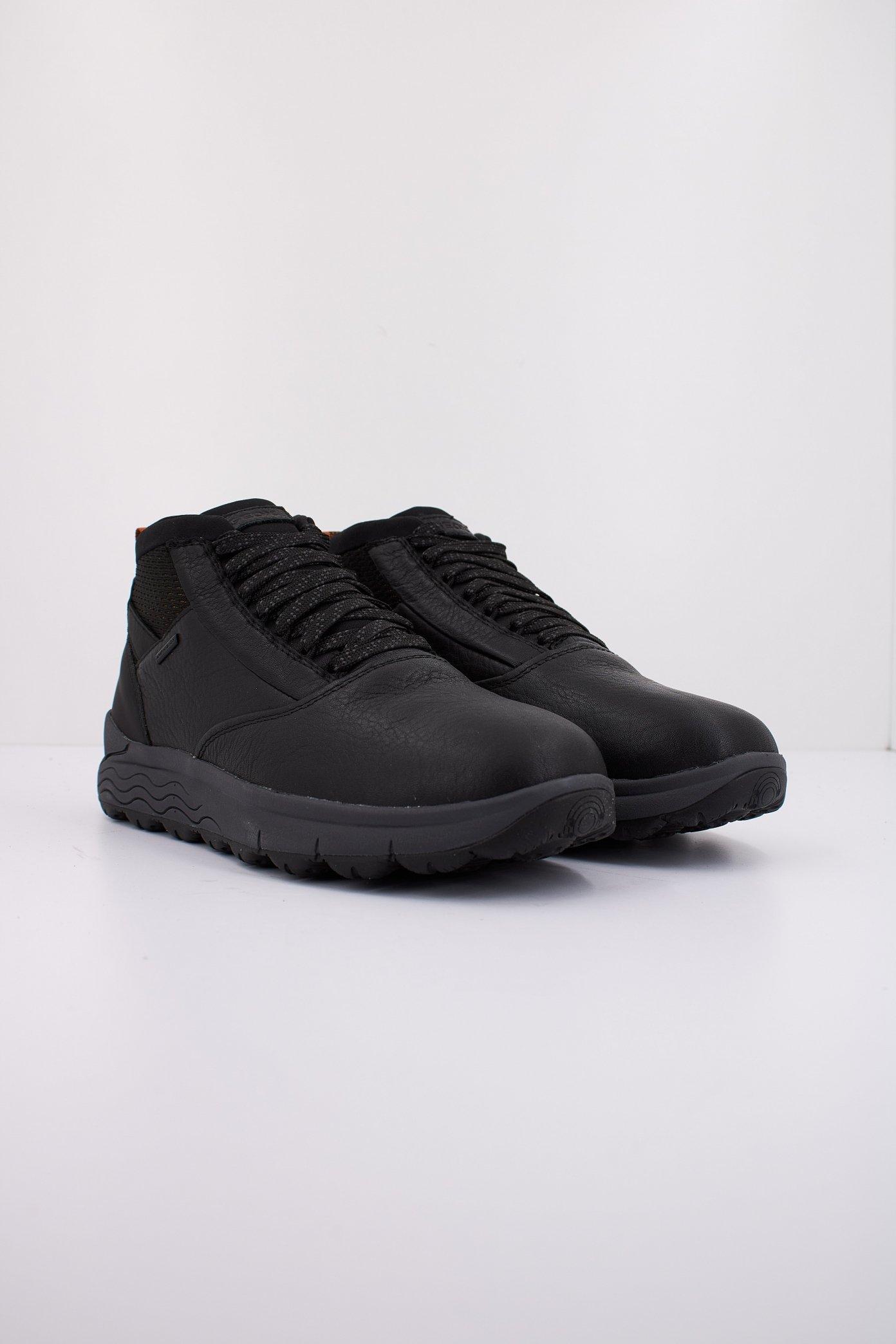 GEOX U SPHERICA X B ABX en color NEGRO (2)