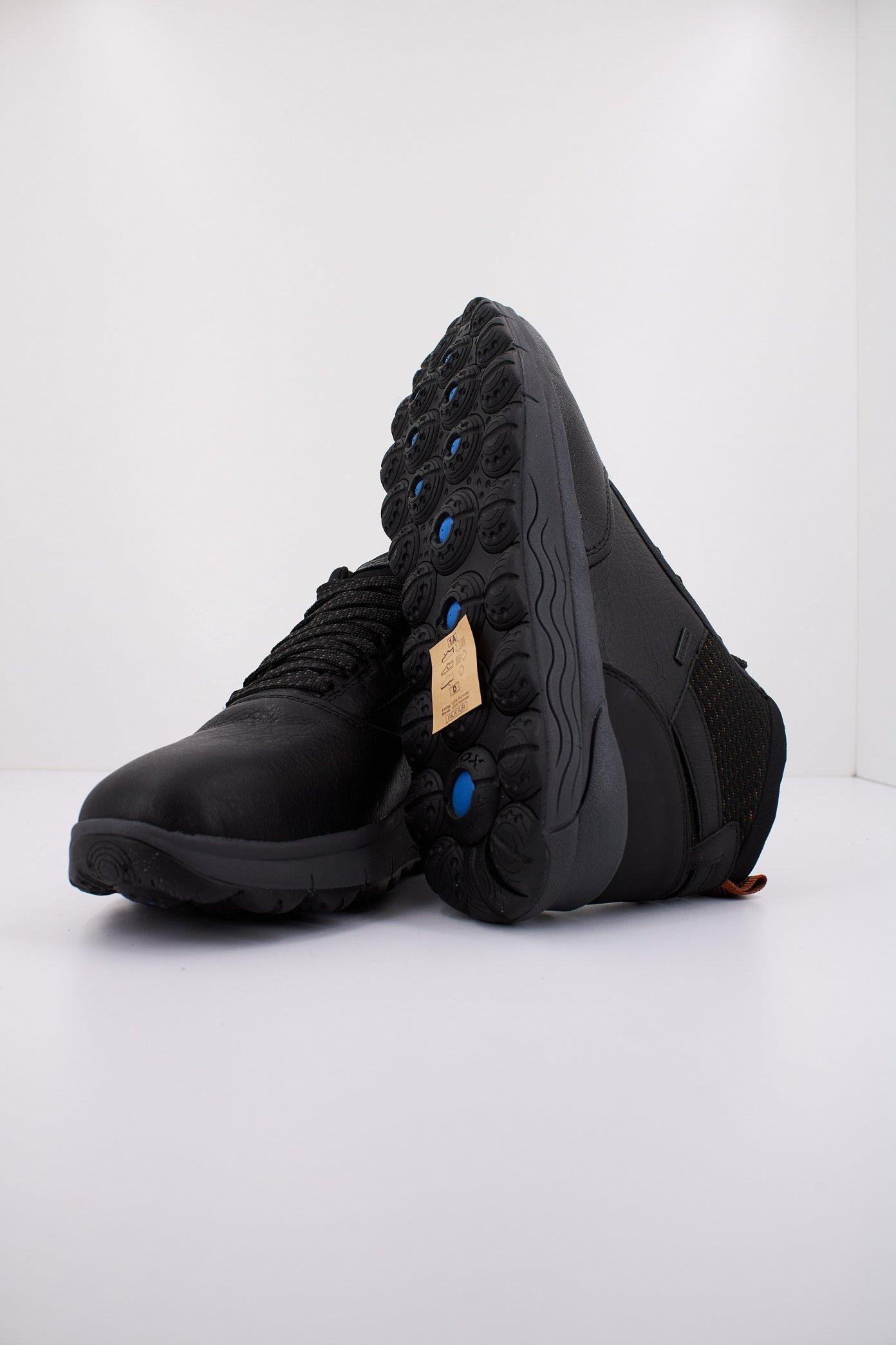 GEOX U SPHERICA X B ABX en color NEGRO (5)