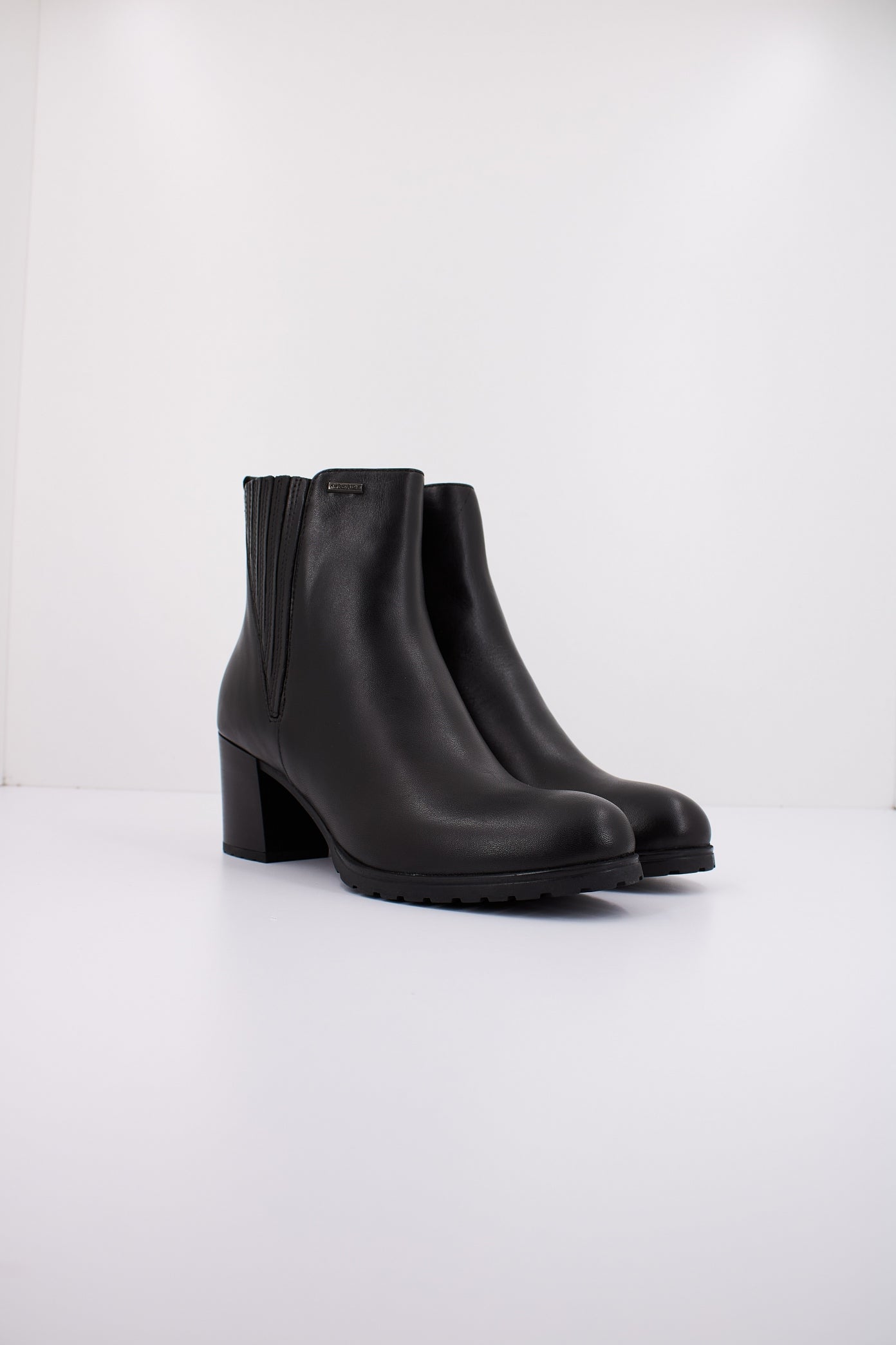 GEOX D NEW LISE en color NEGRO (2)