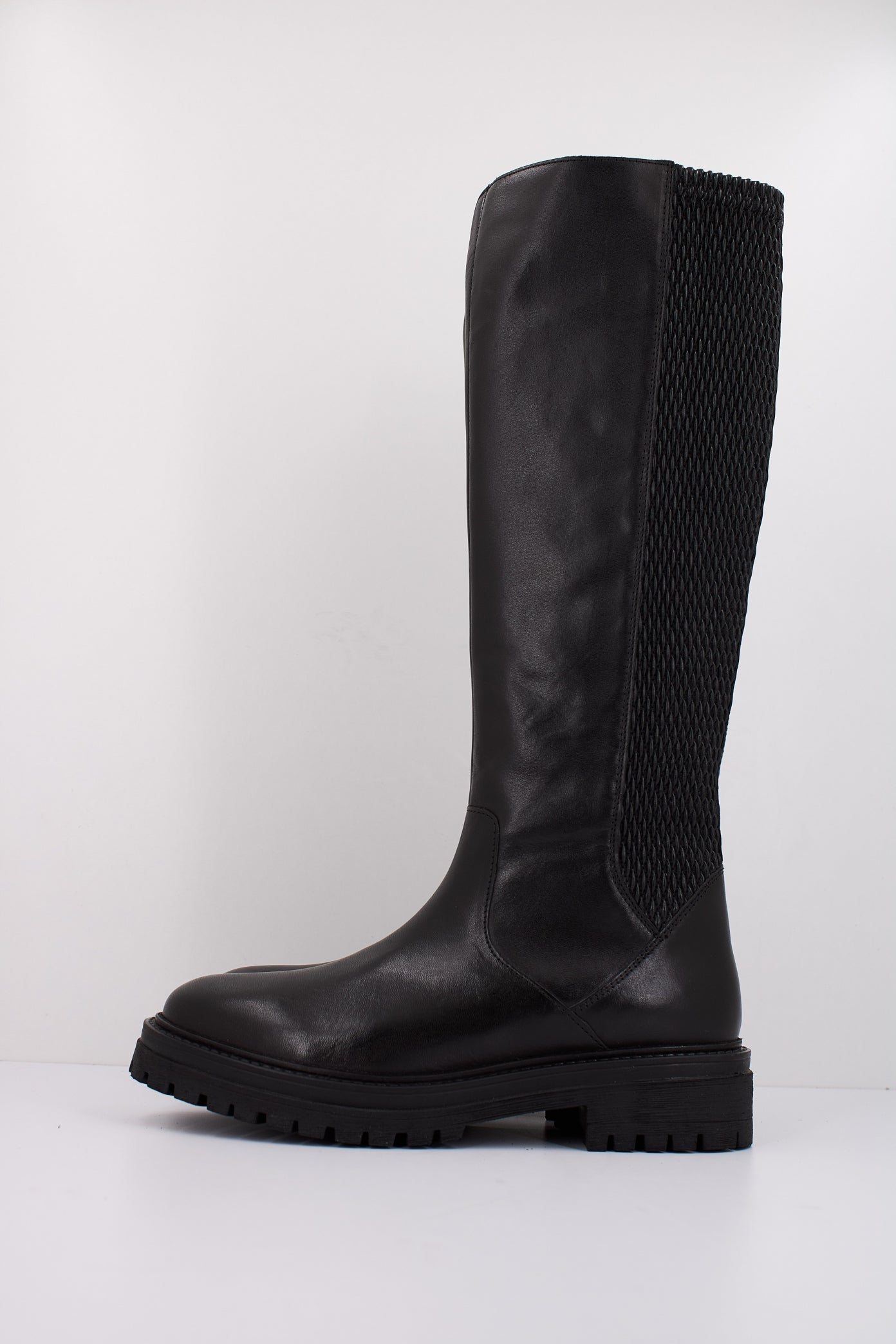 GEOX D IRIDEA en color NEGRO (1)