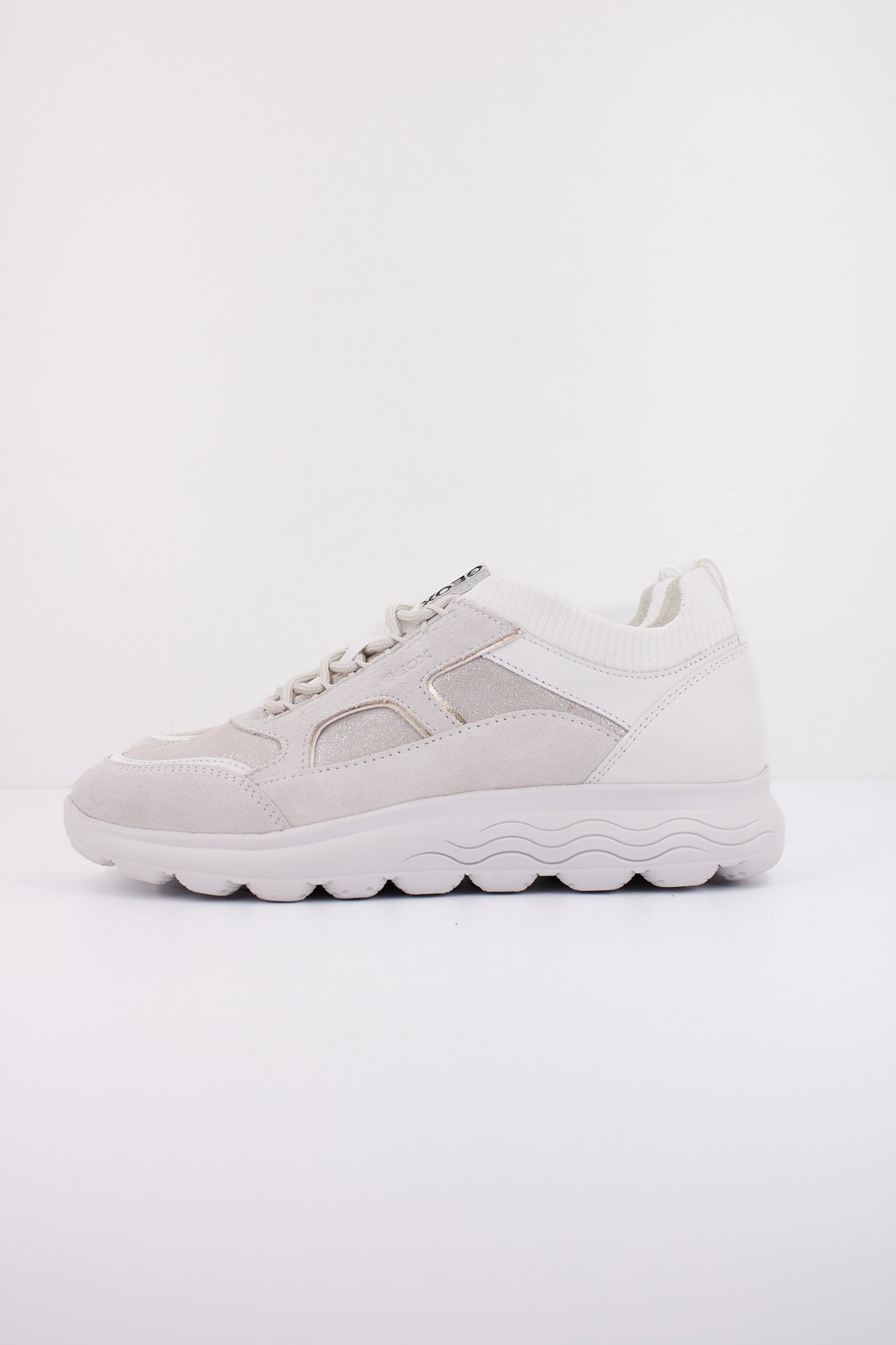 GEOX D SPHERICA en color BLANCO (1)