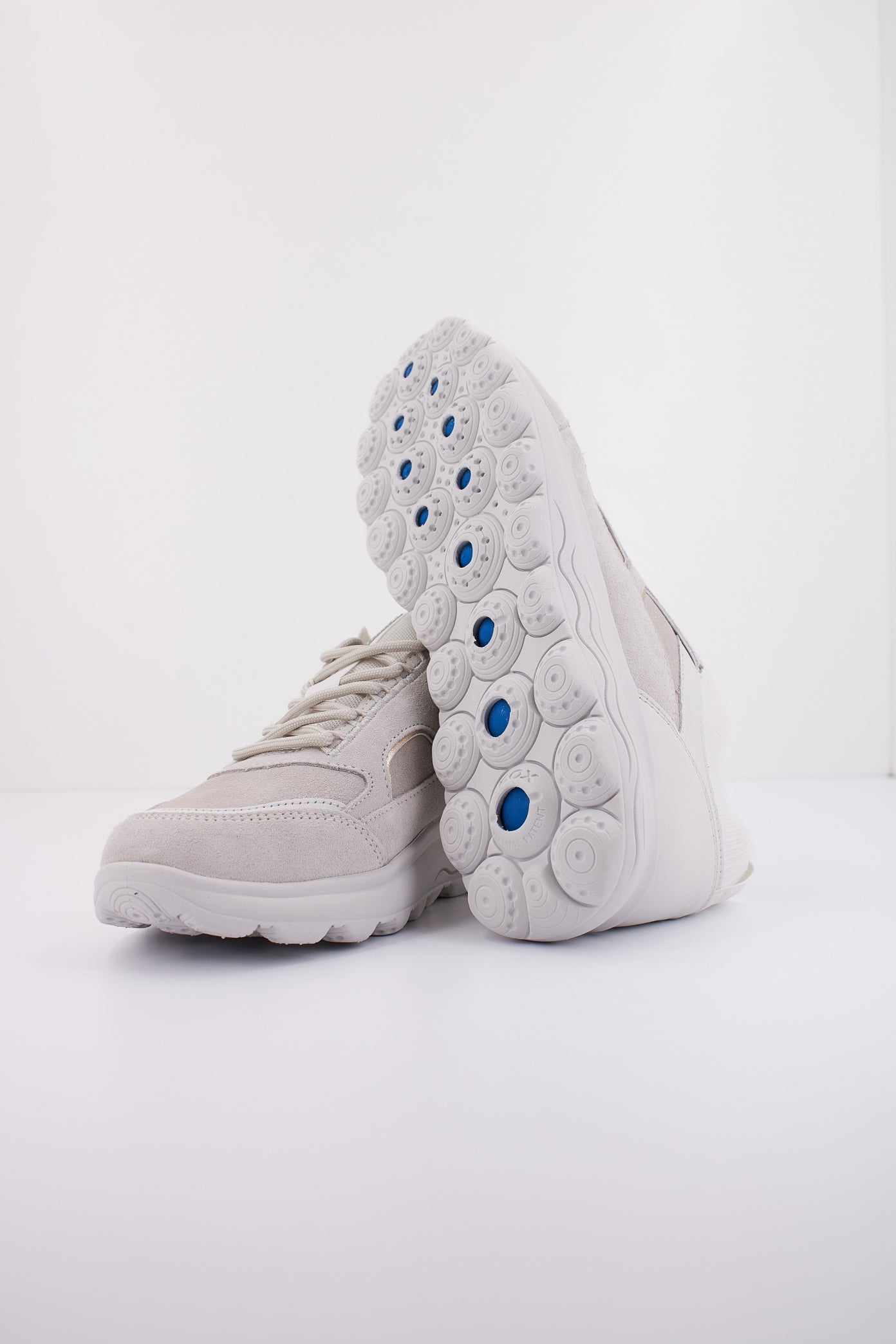 GEOX D SPHERICA en color BLANCO (5)