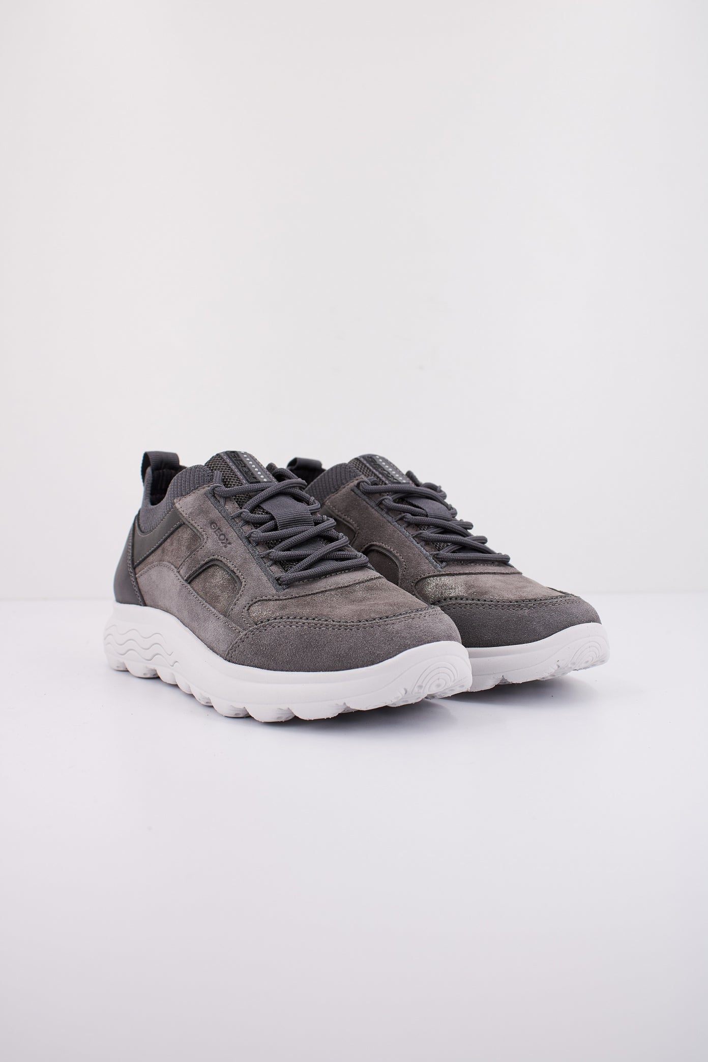 GEOX D SPHERICA en color GRIS (2)