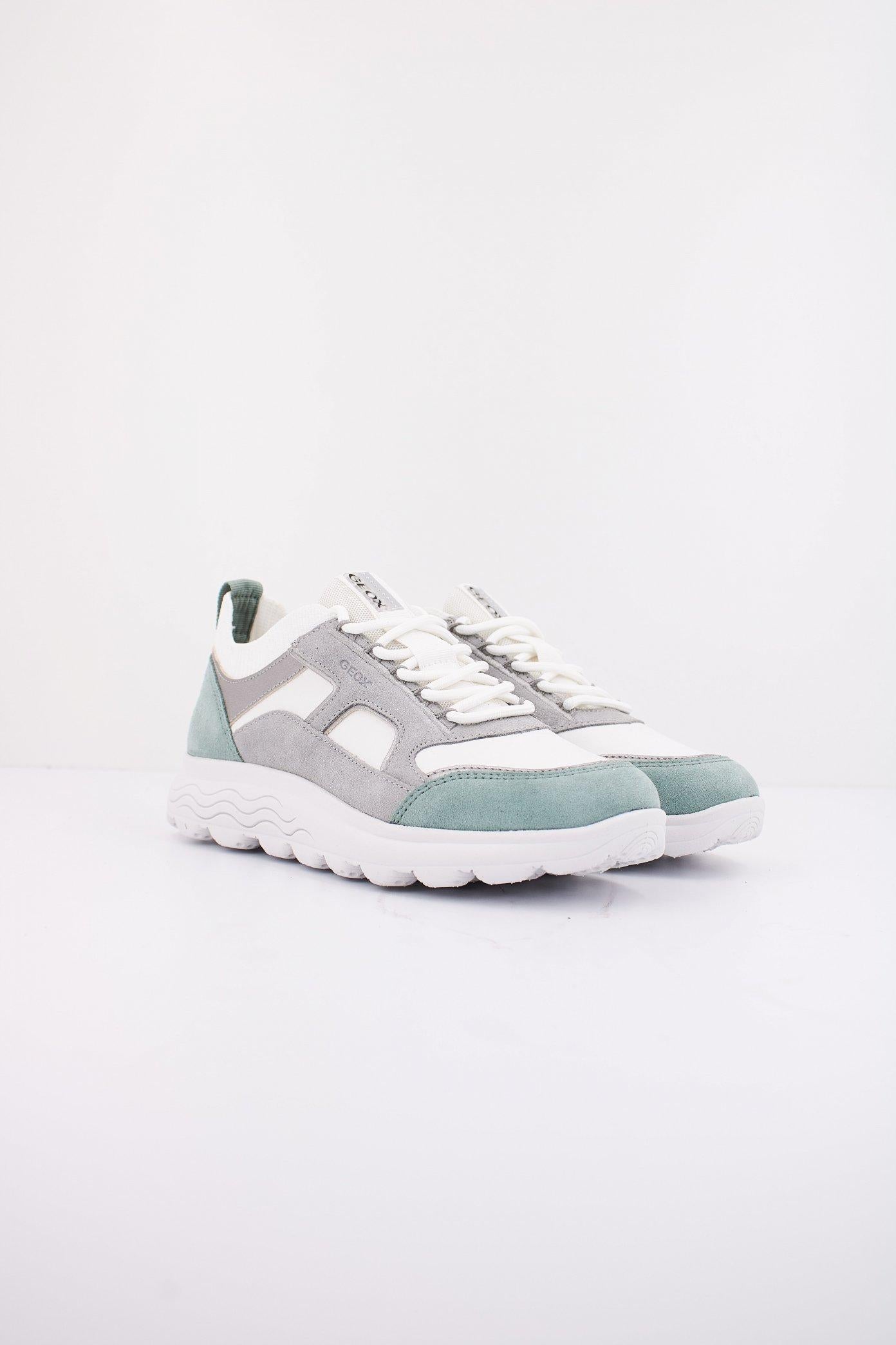 GEOX D SPHERICA en color GRIS (2)