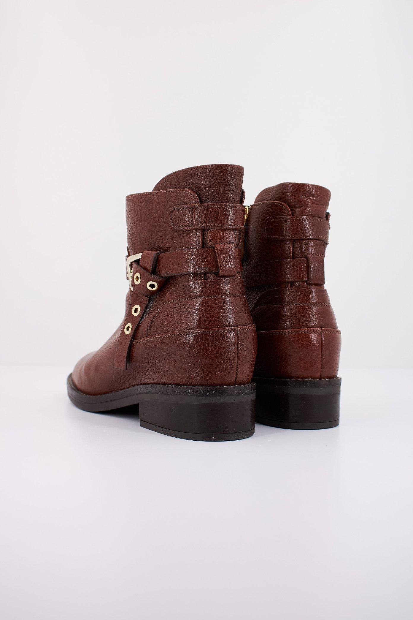 GEOX D LARYSSE en color MARRON (4)