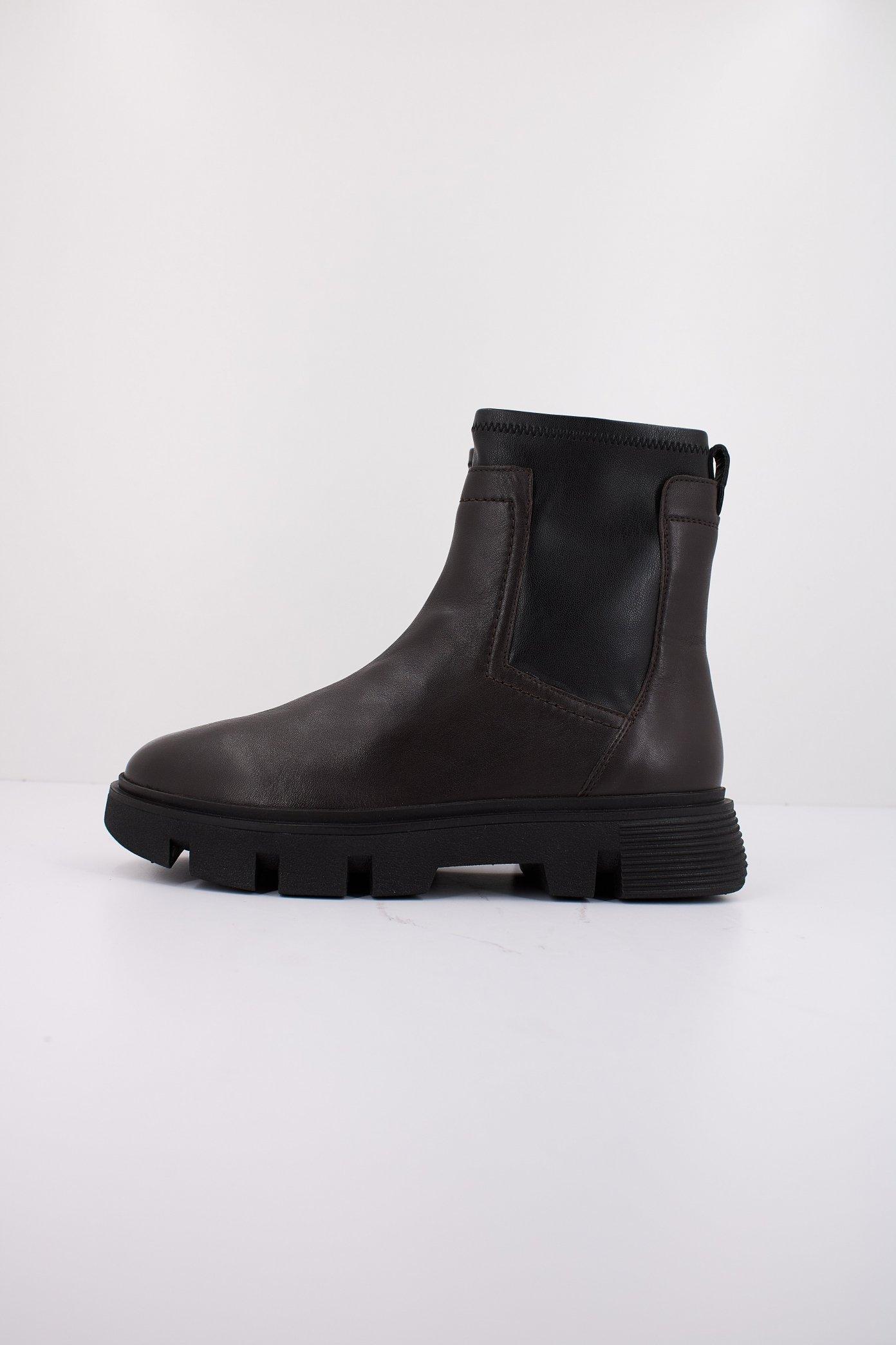 GEOX D VILDE en color MARRON (1)