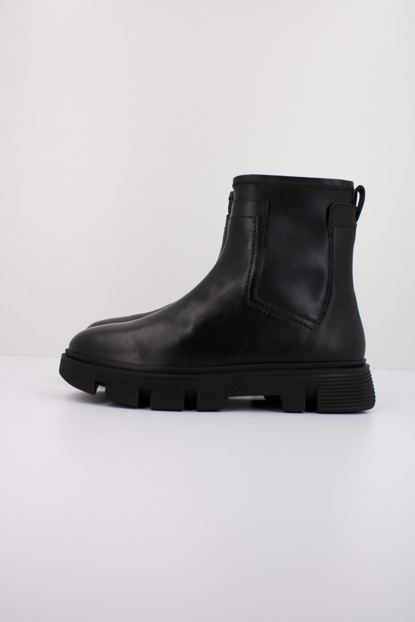 GEOX D VILDE en color NEGRO (1)