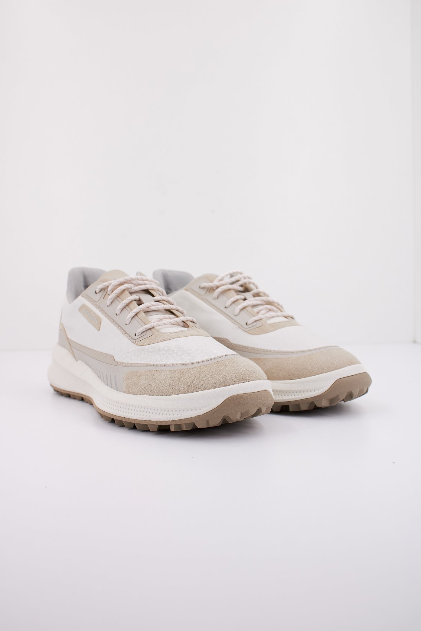 GEOX D PGX ABX en color BLANCO (2)