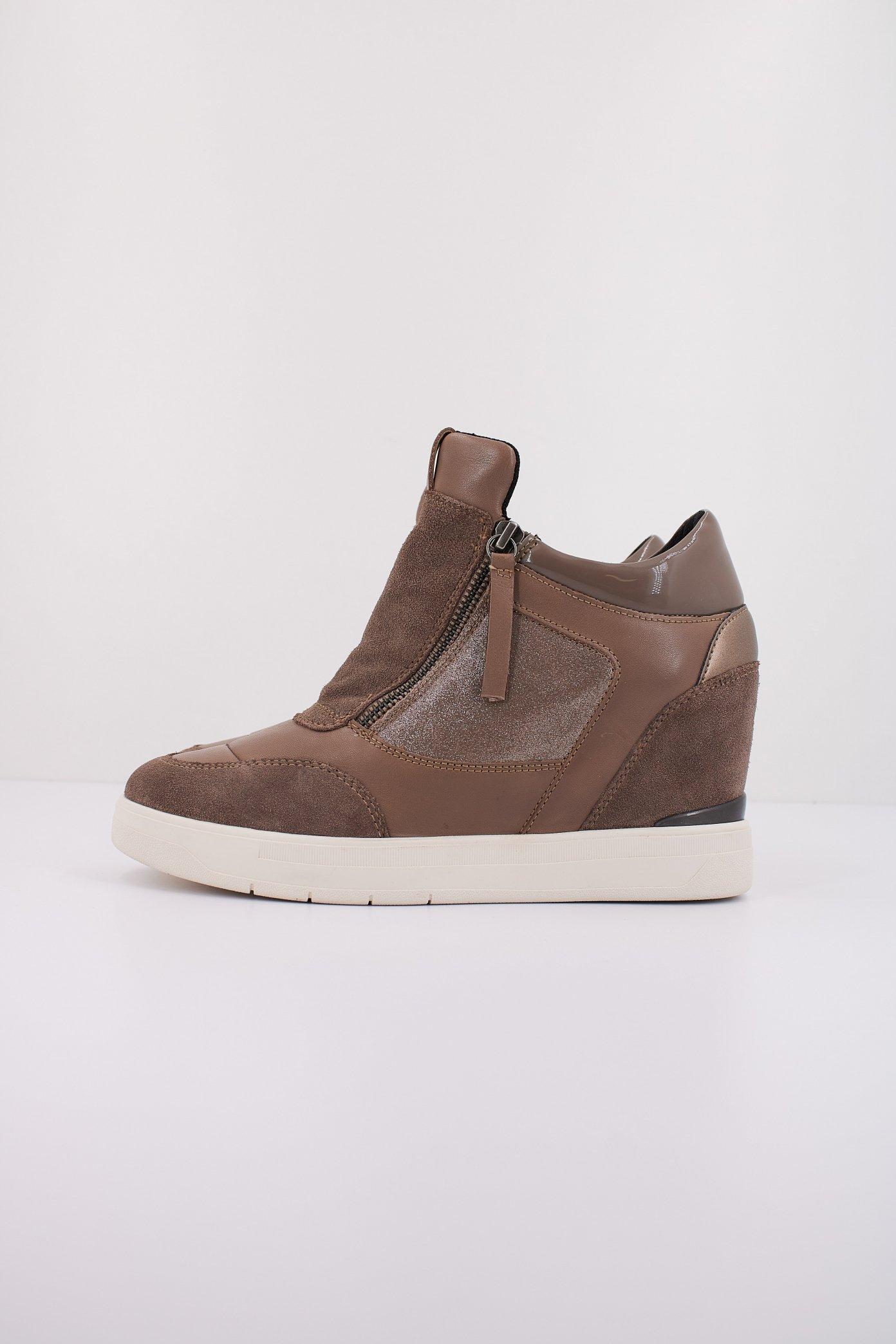 GEOX D MAURICIA en color MARRON (1)