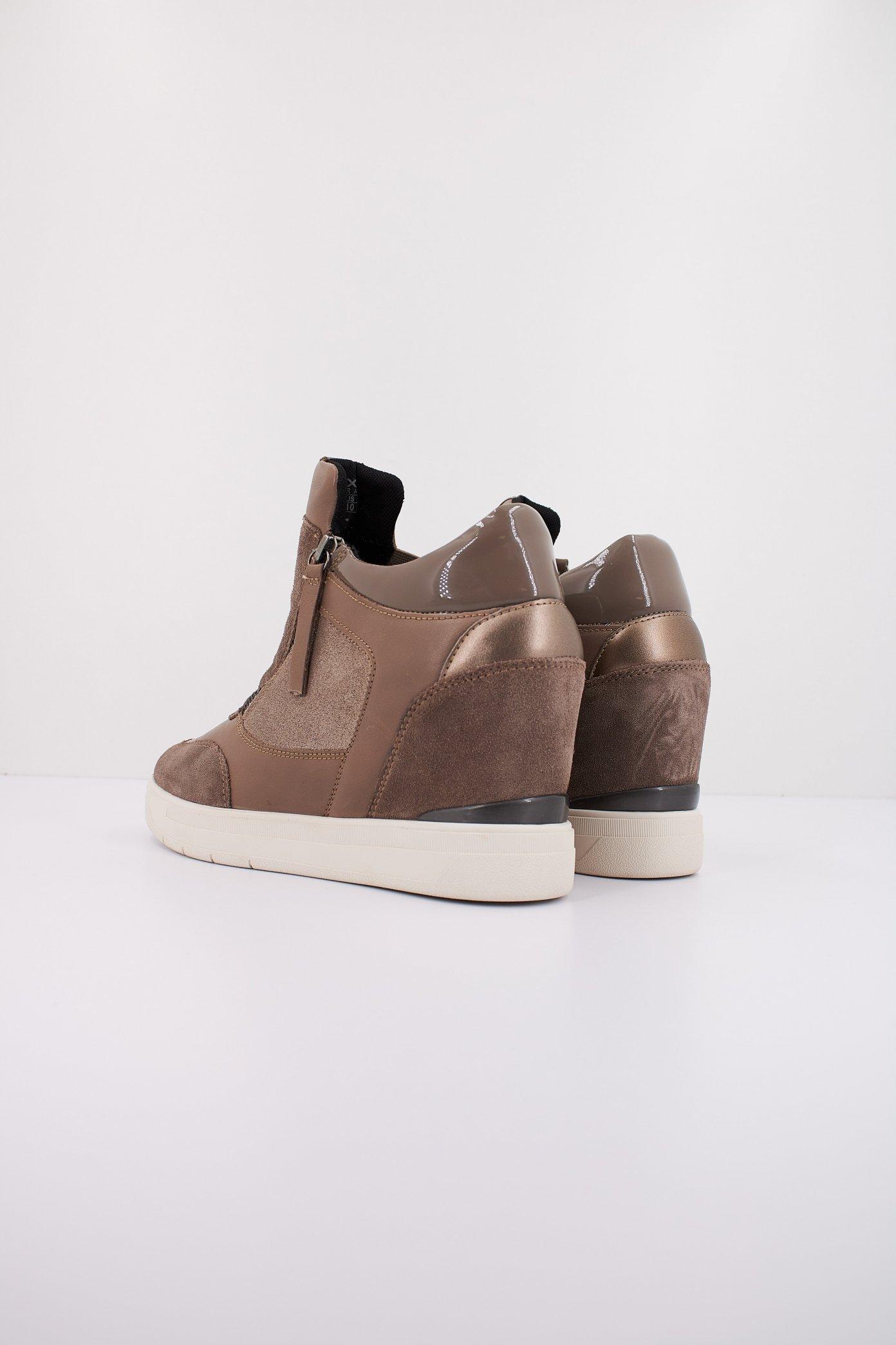 GEOX D MAURICIA en color MARRON (4)