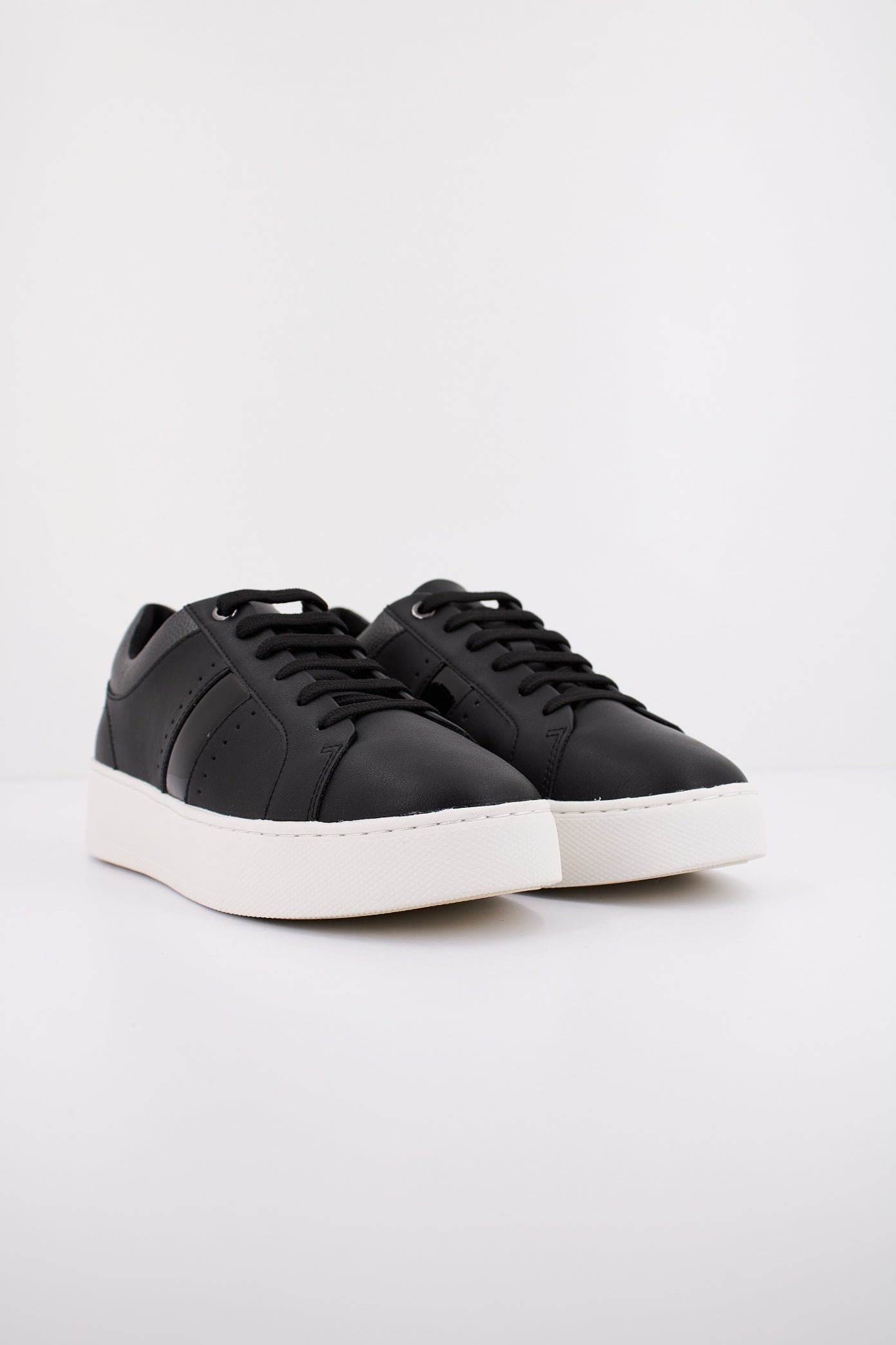 GEOX D SKYELY en color NEGRO (2)