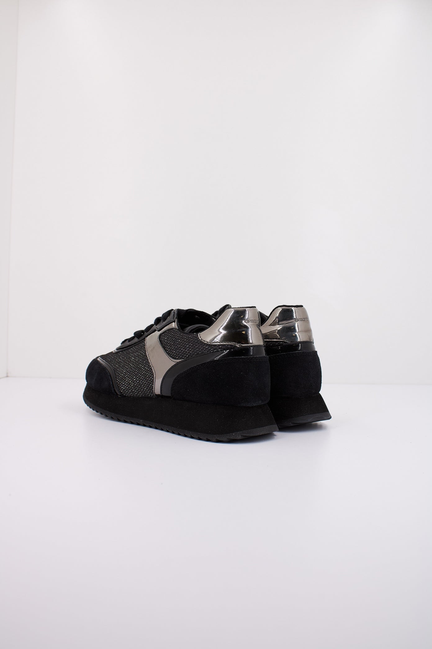 GEOX D DORALEA en color NEGRO (4)