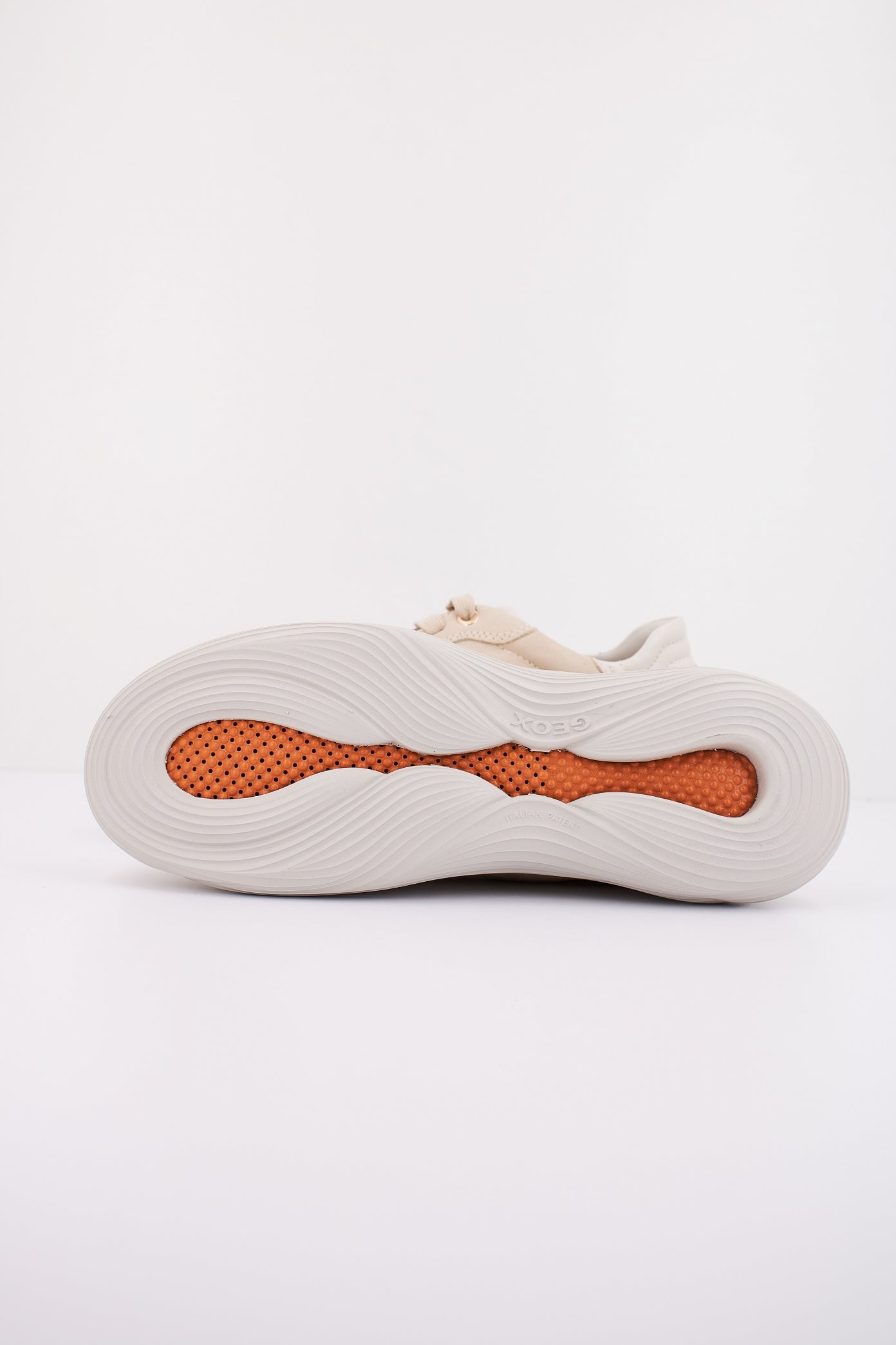 GEOX D FLUCTIS en color BEIS (5)