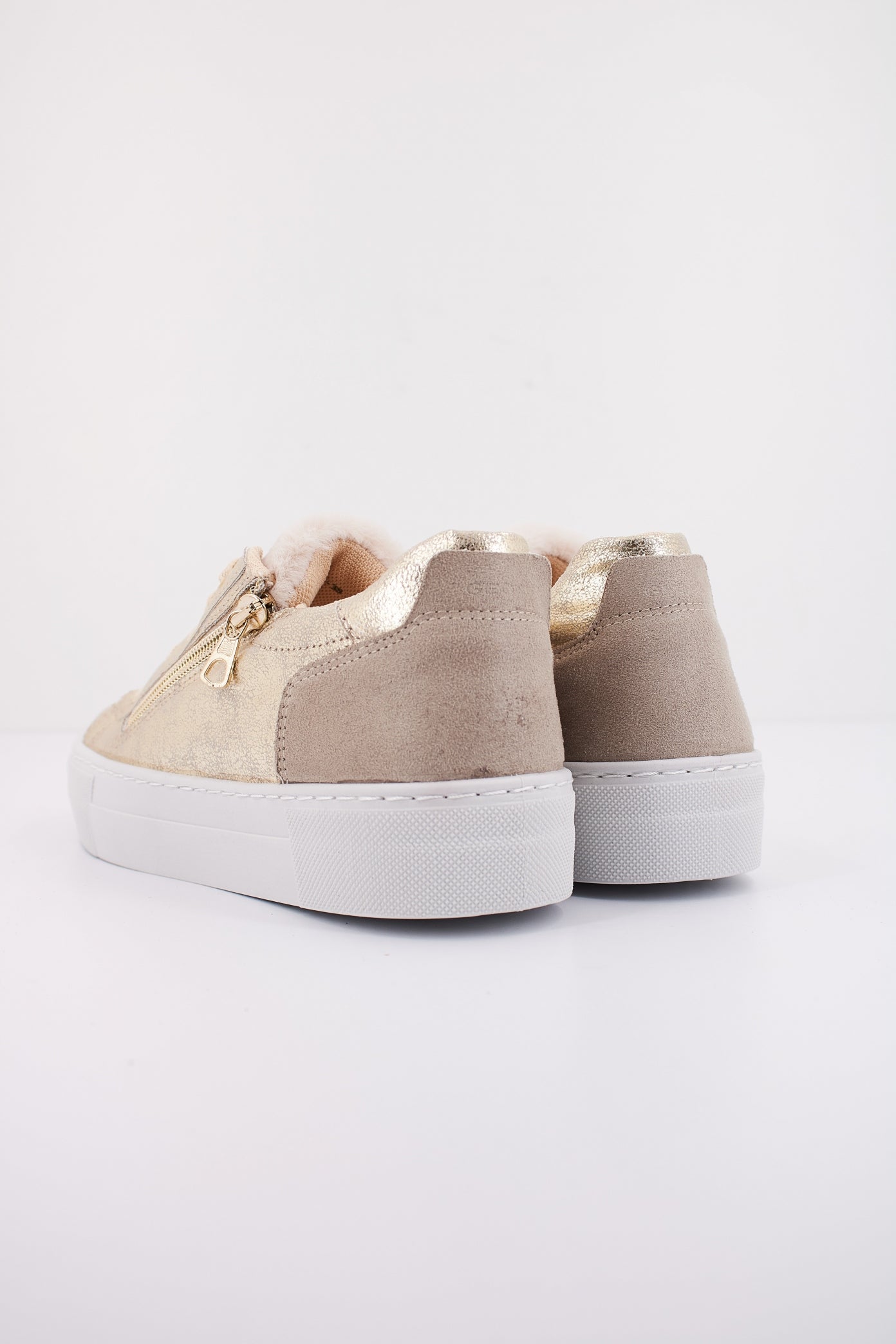 GEOX D CLAUDIN en color ORO (4)