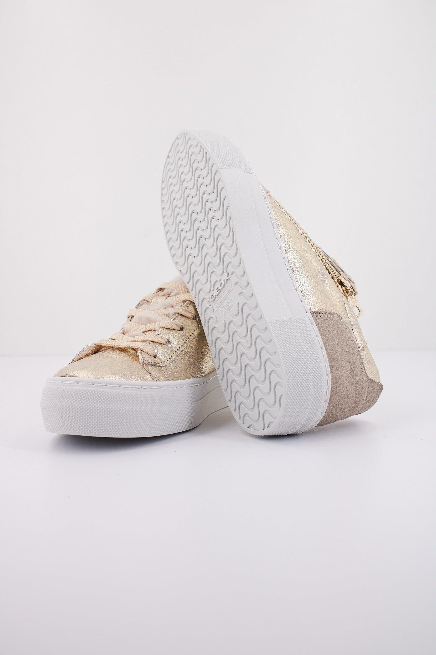GEOX D CLAUDIN en color ORO (5)