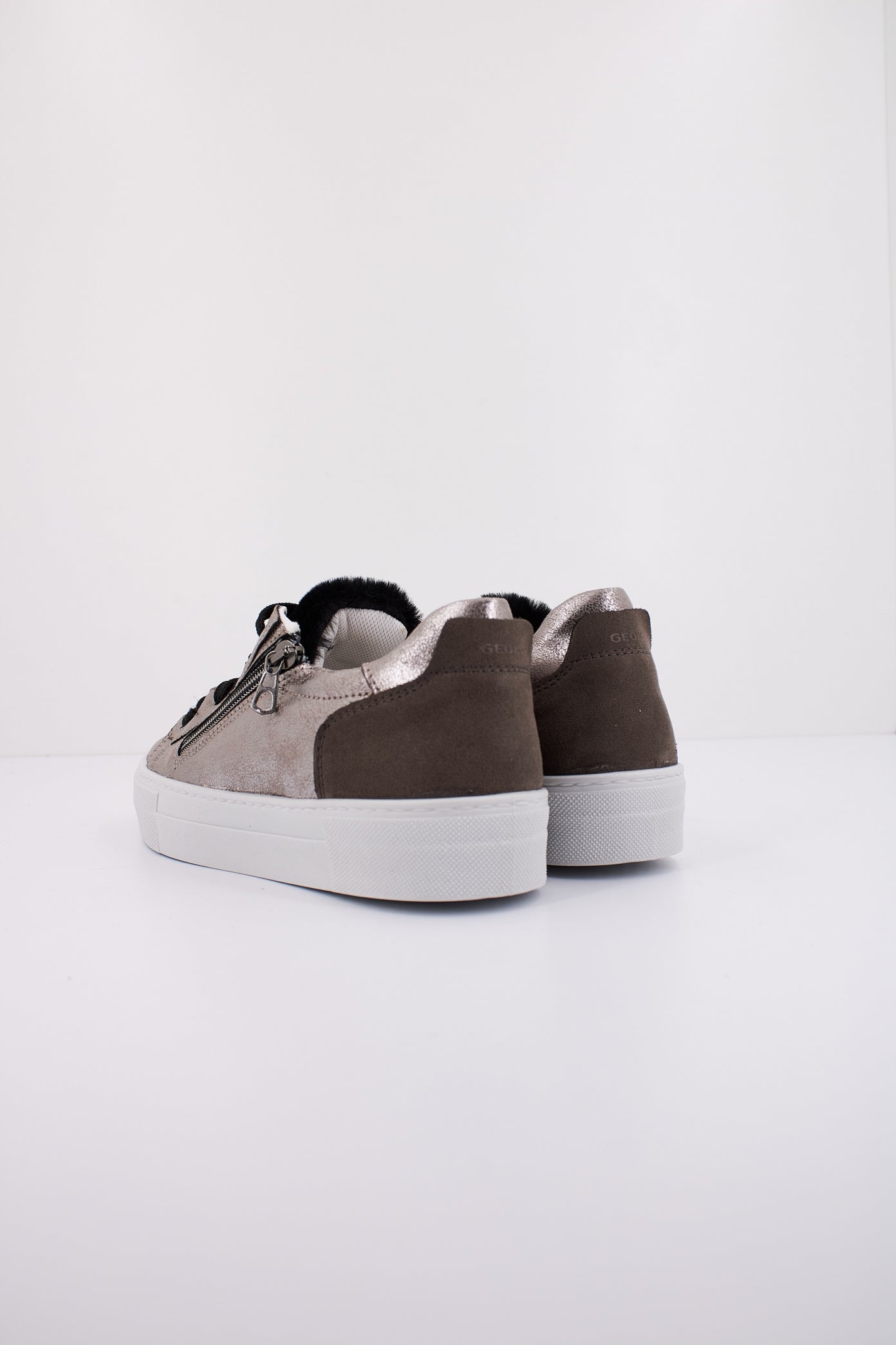 GEOX D CLAUDIN en color PLATA (4)
