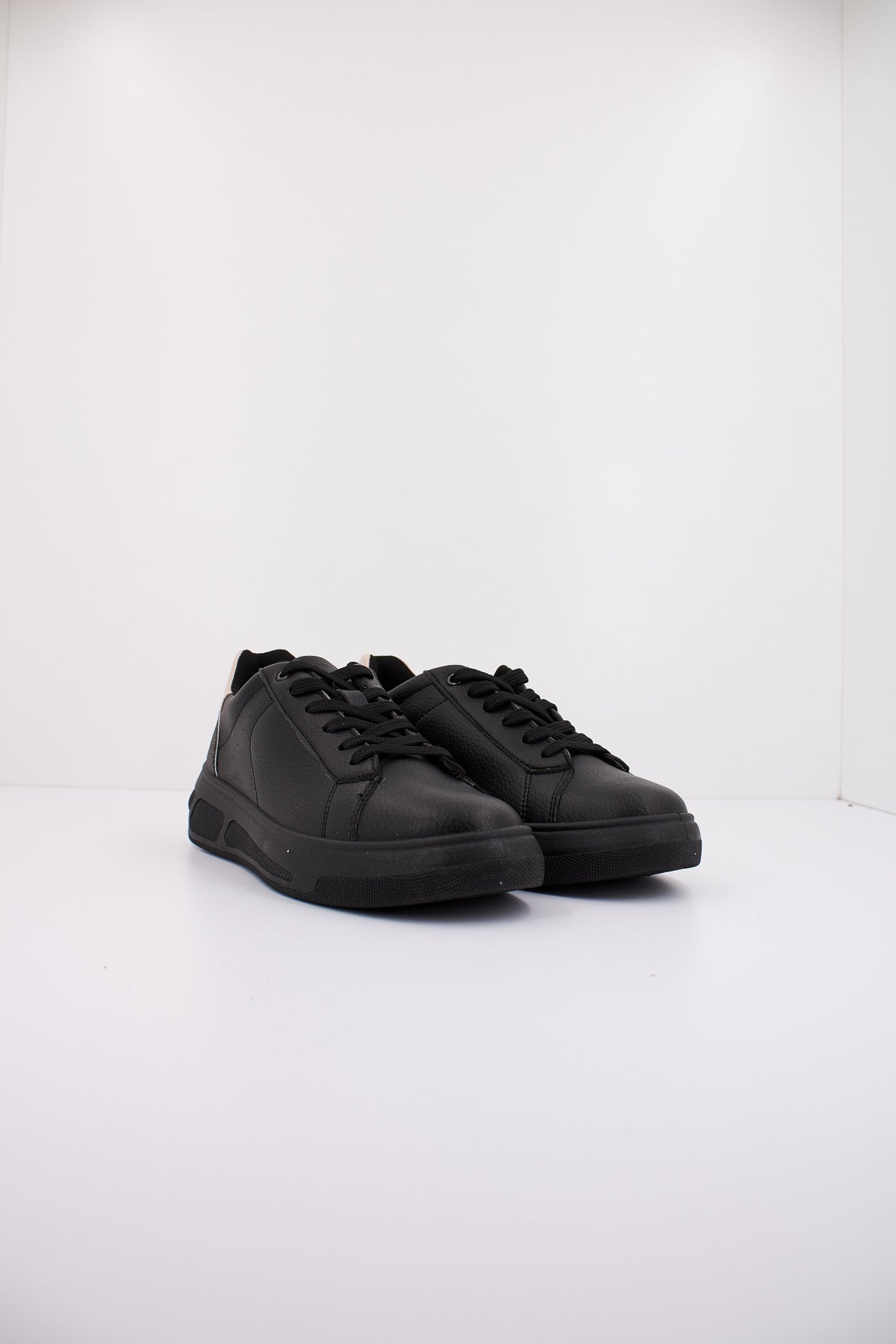 GEOX D LJUBA en color NEGRO (2)