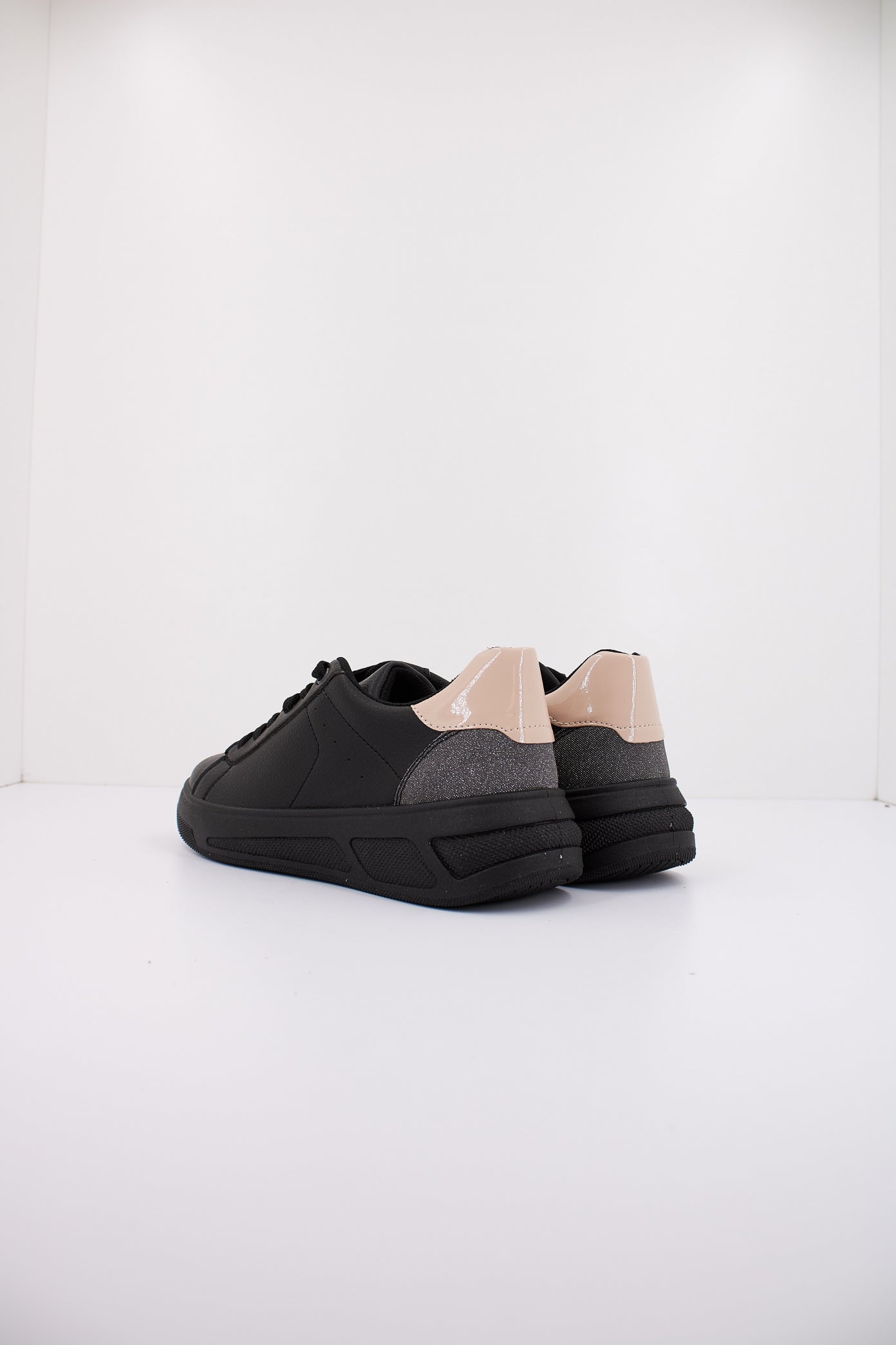 GEOX D LJUBA en color NEGRO (4)