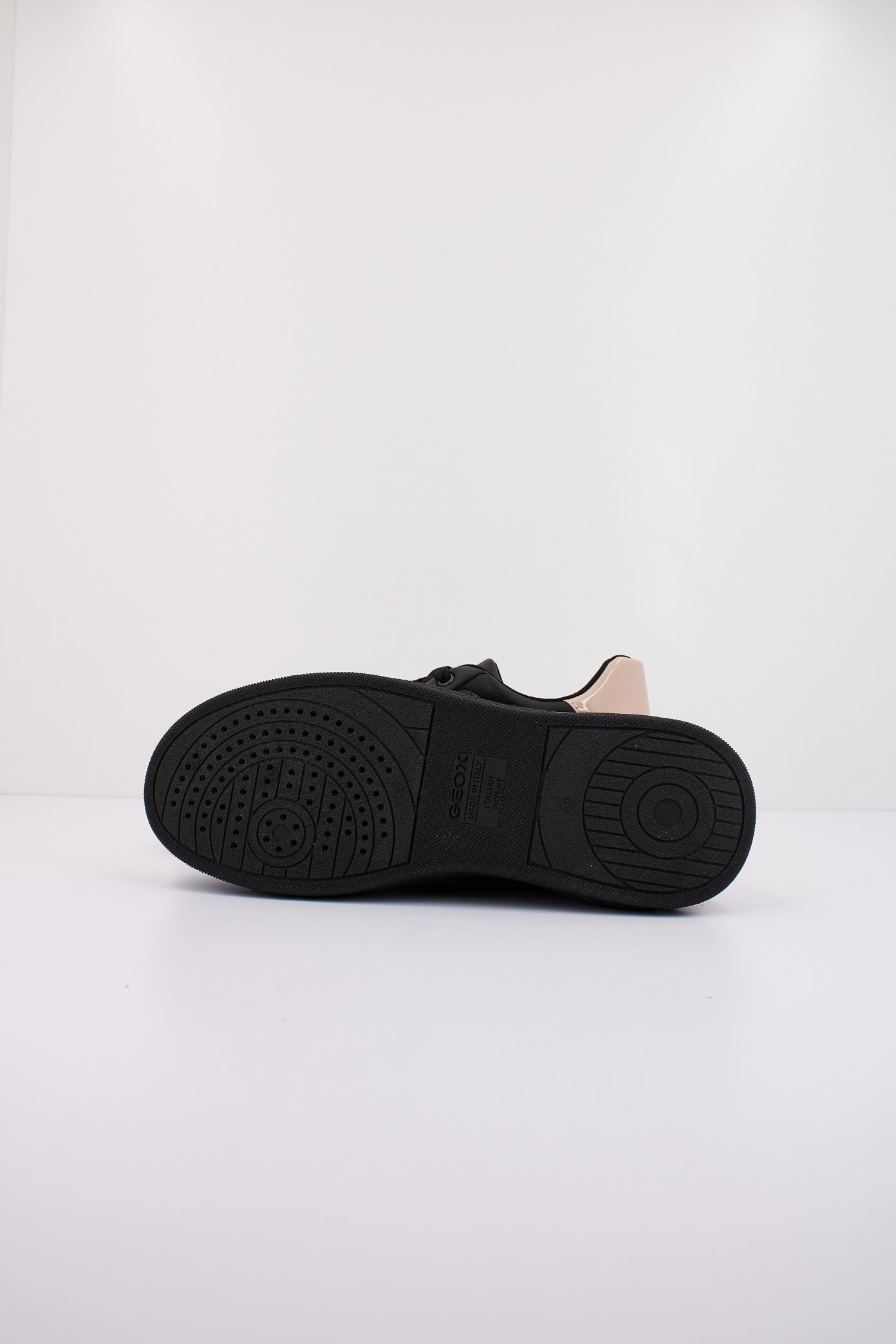 GEOX D LJUBA en color NEGRO (5)