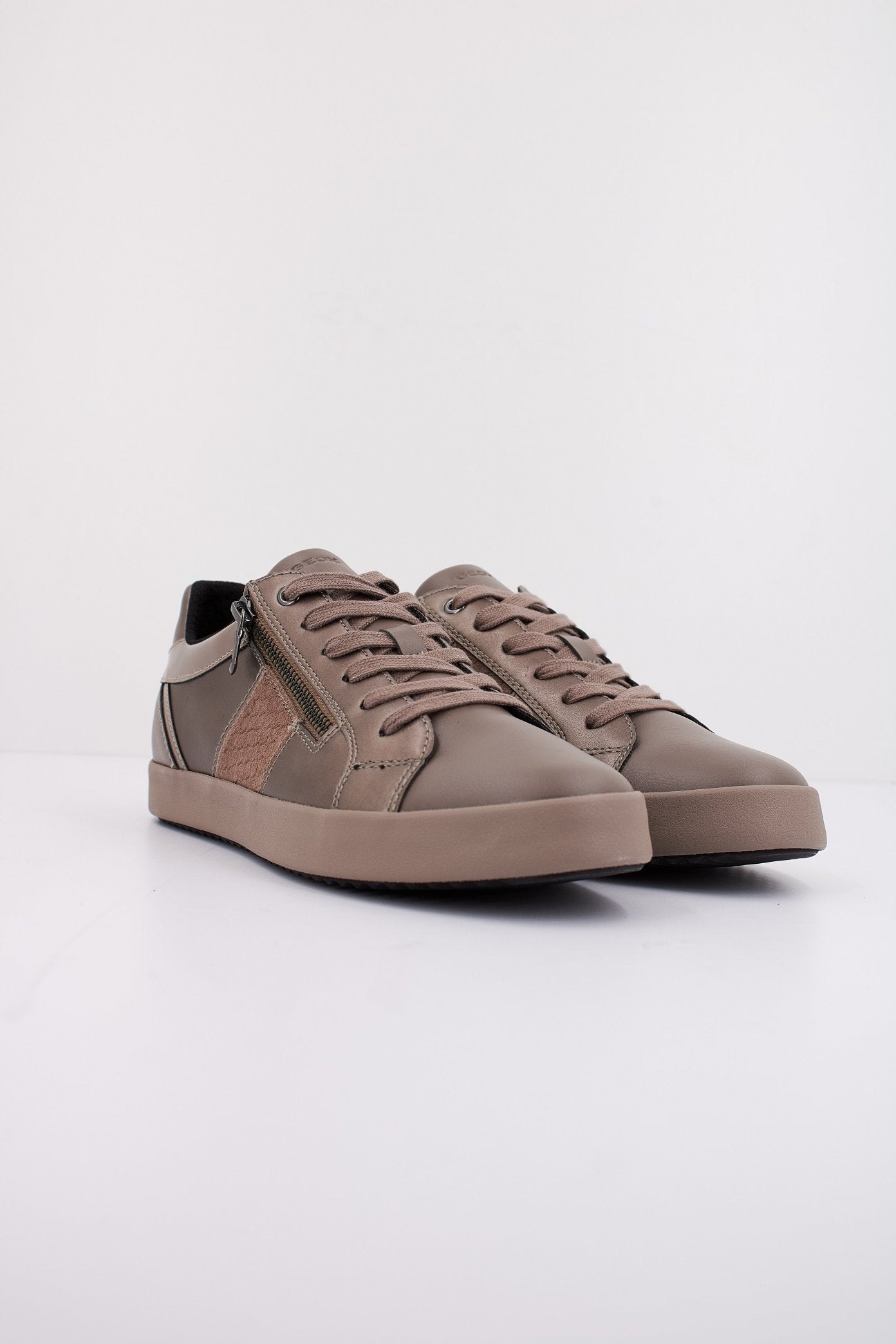 GEOX D BLOMIEE en color MARRON (2)