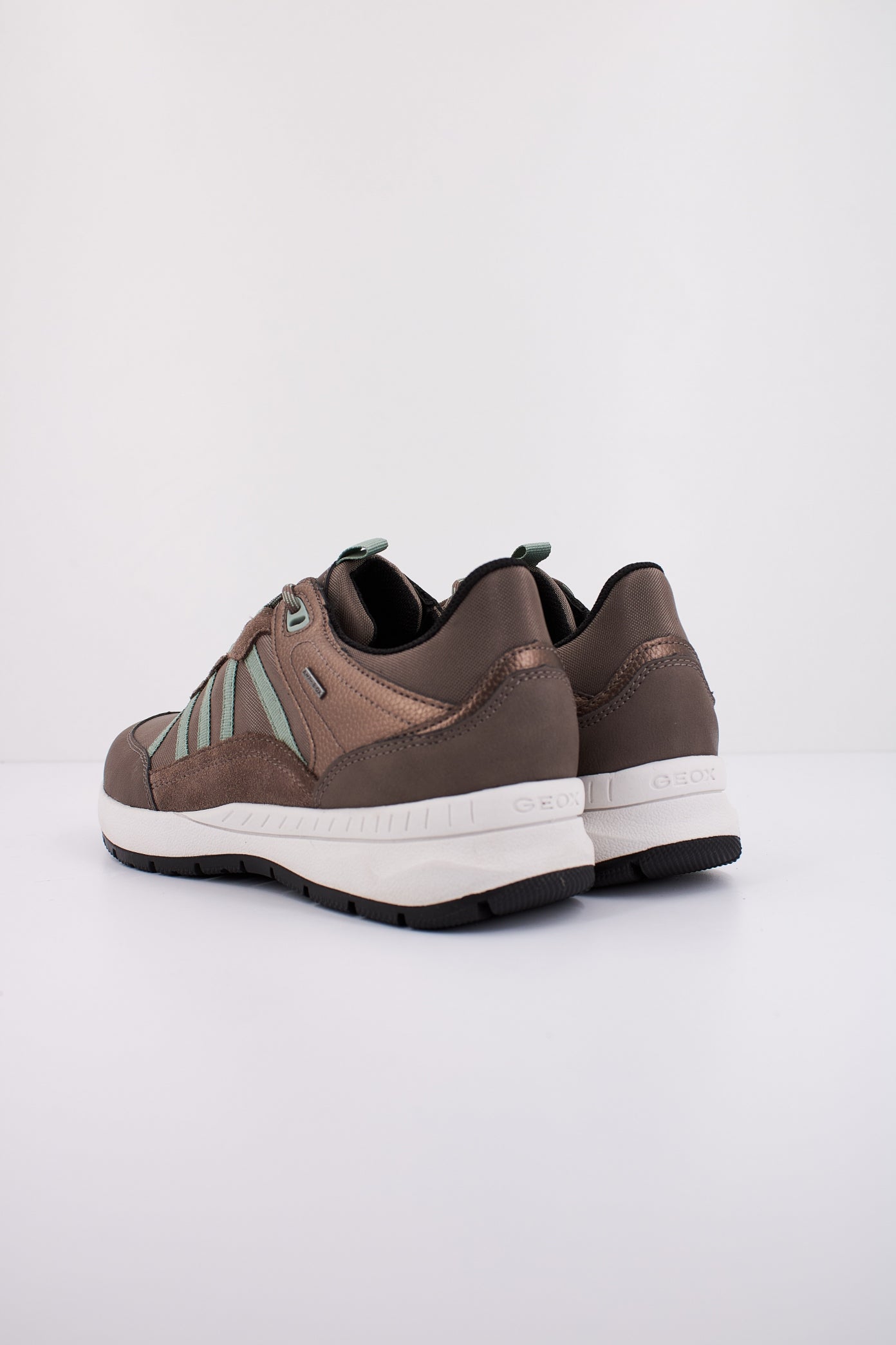 GEOX D BRAIES B ABX en color MARRON (4)