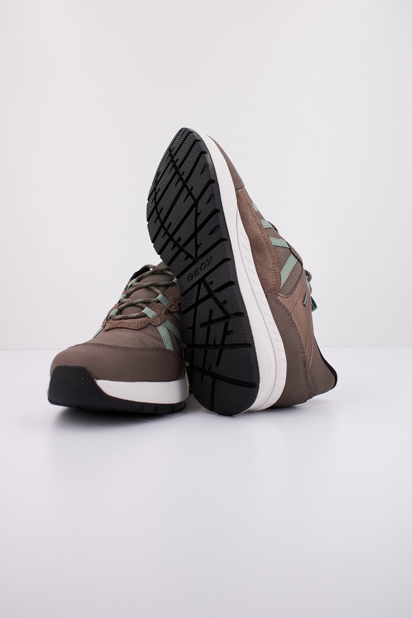 GEOX D BRAIES B ABX en color MARRON (5)