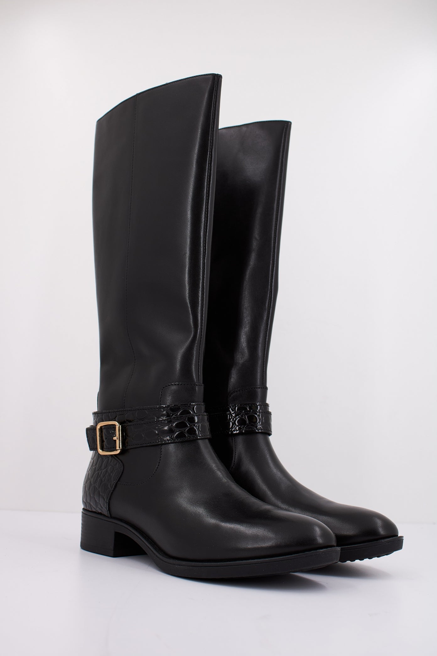 GEOX D FELICITY en color NEGRO (2)