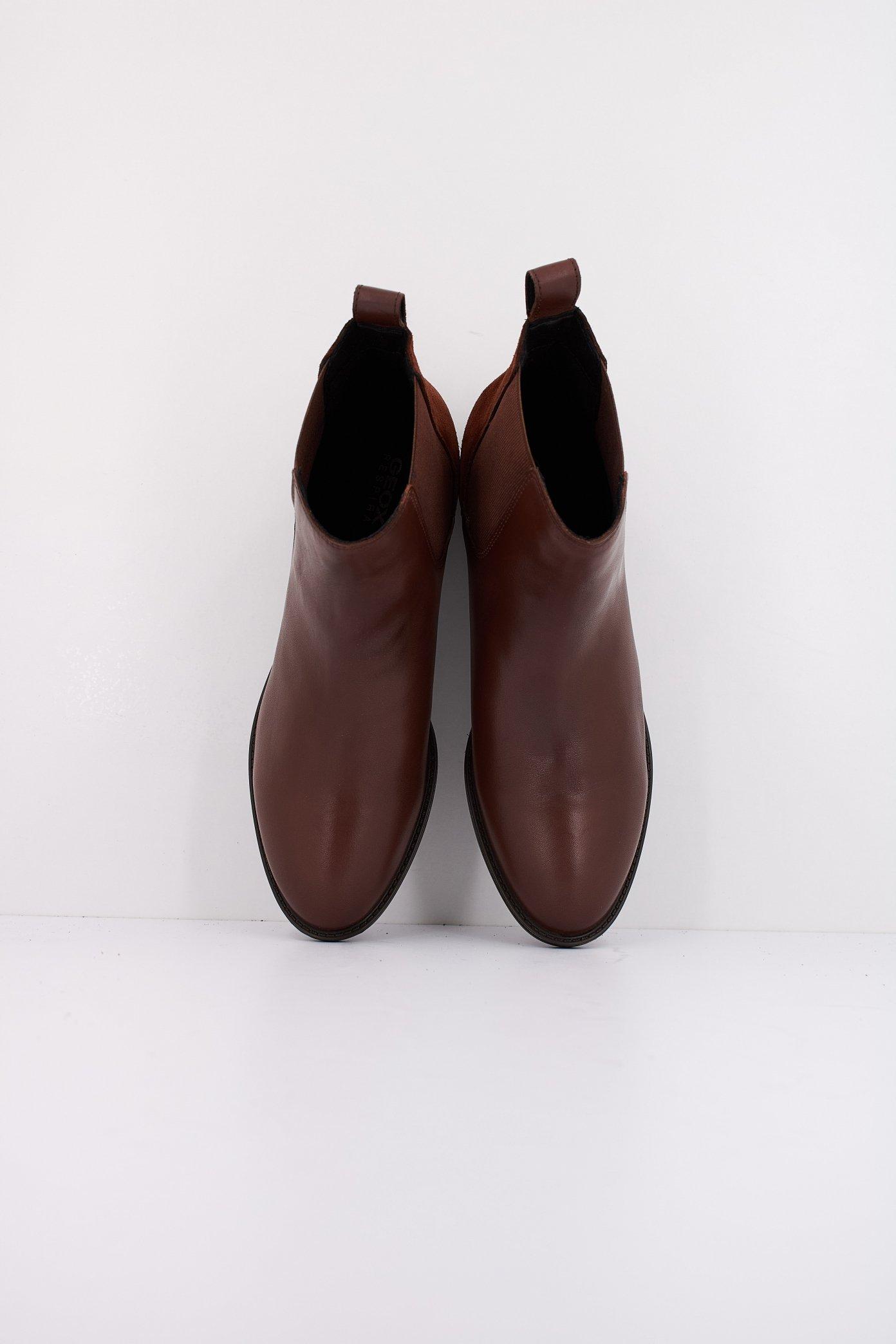 GEOX D FELICITY en color BURDEOS (3)