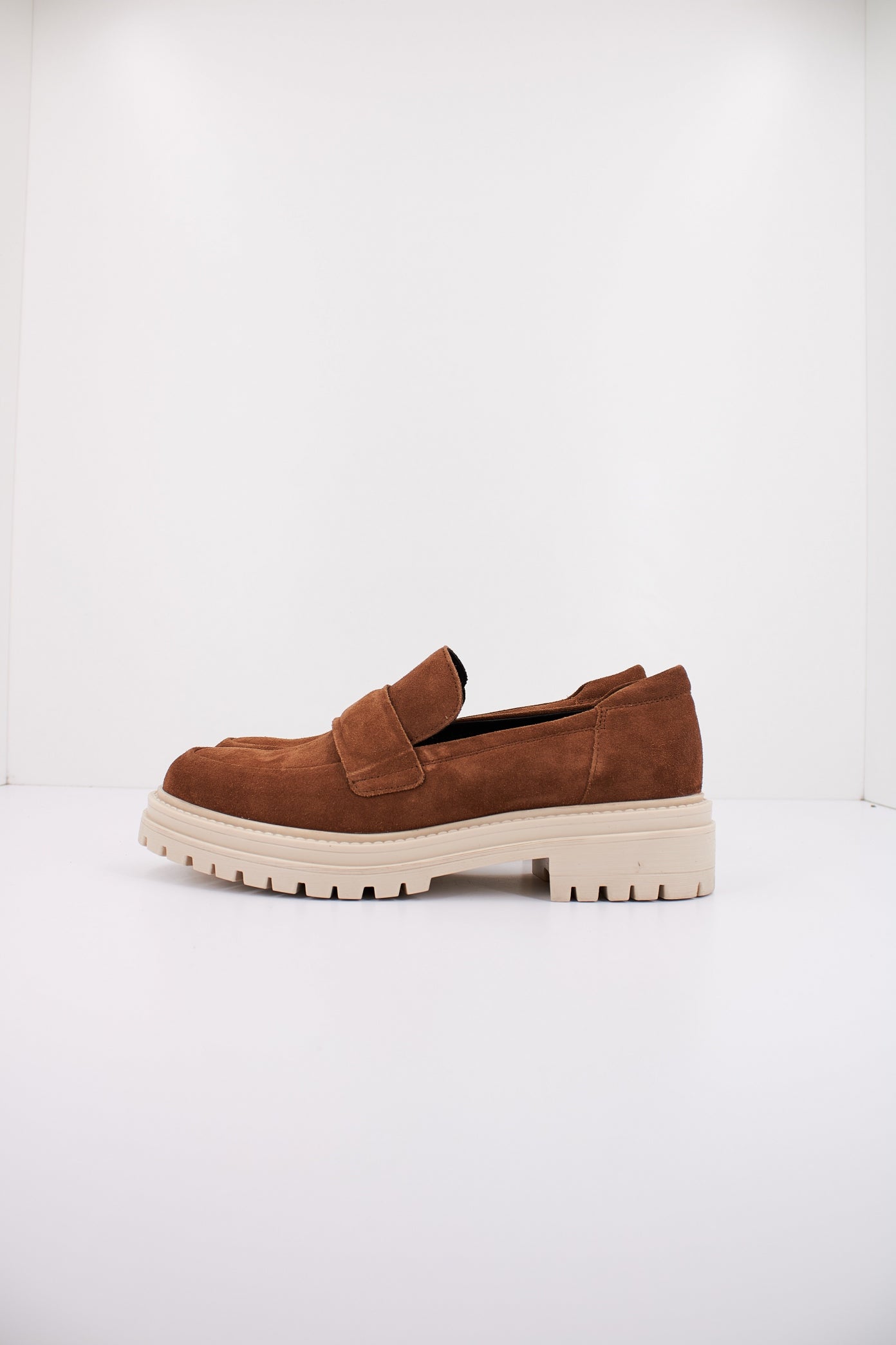 GEOX D IRIDEA en color MARRON (1)