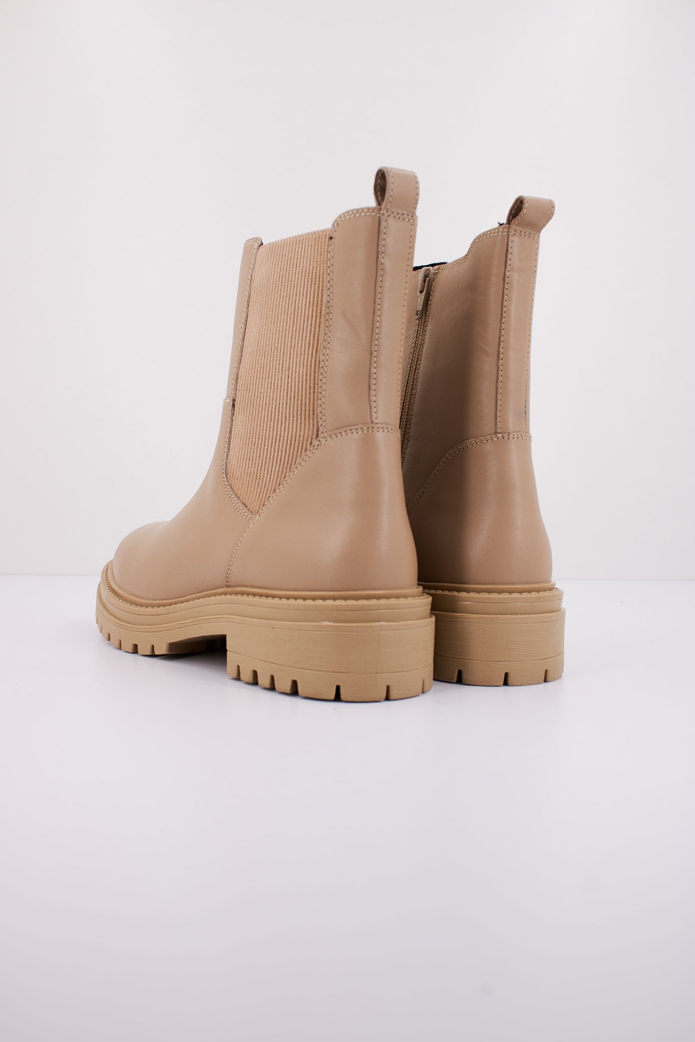 GEOX D IRIDEA en color BEIS (4)