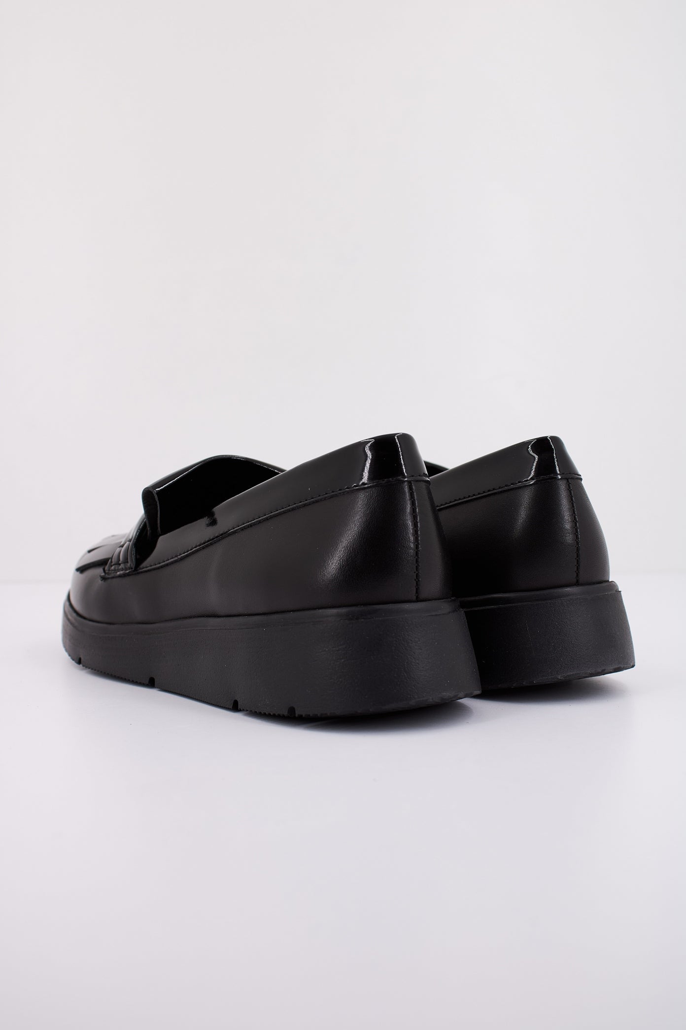 GEOX D ARLARA en color NEGRO (4)