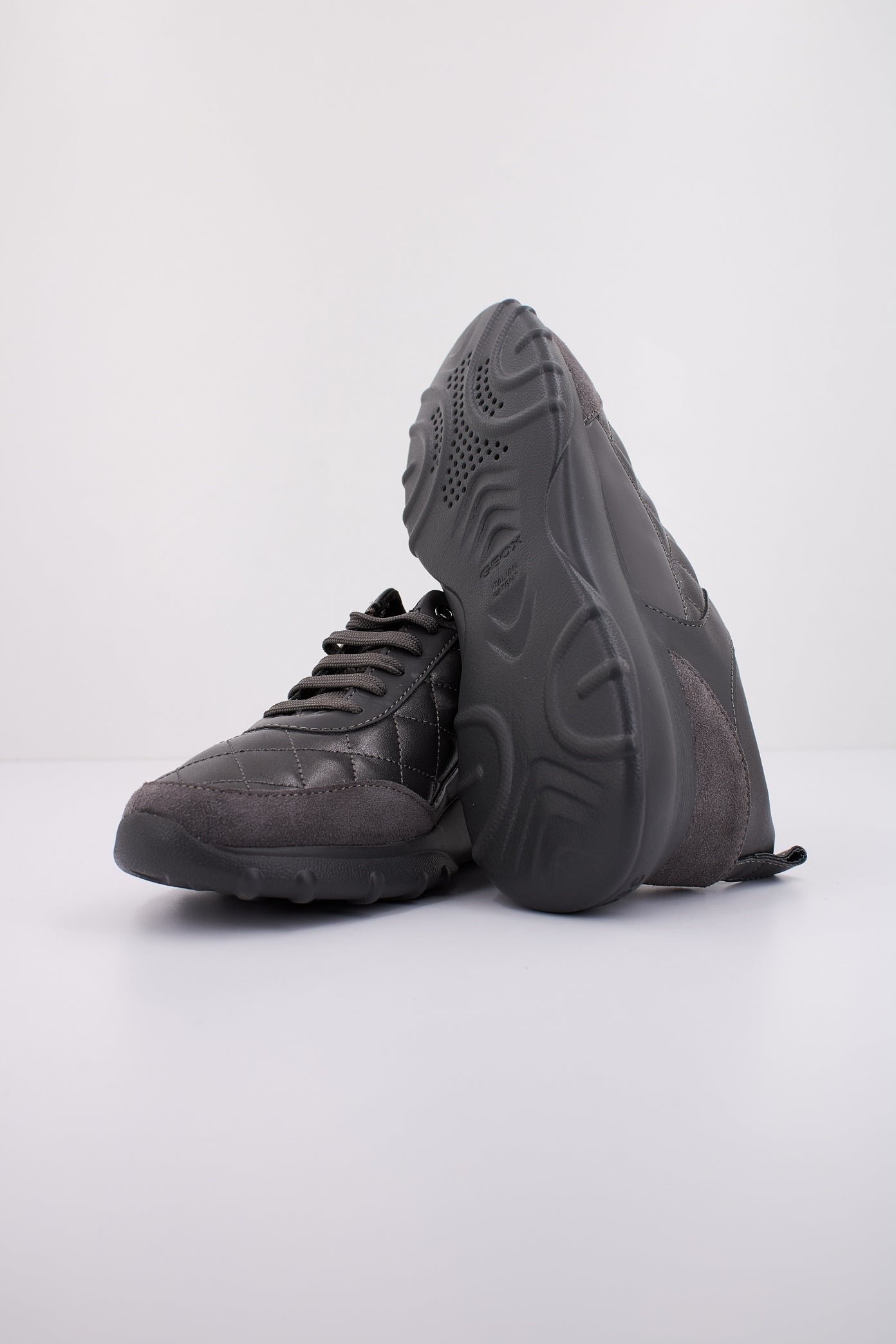 GEOX D ALLENIEE en color GRIS (5)