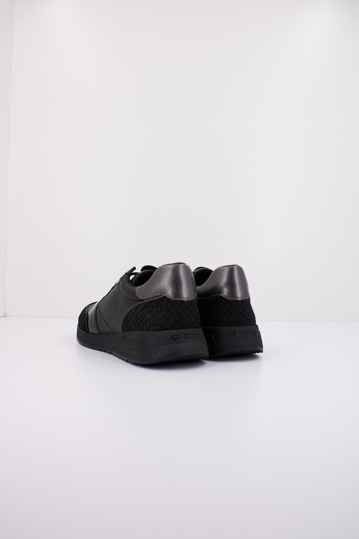 GEOX D BULMYA en color NEGRO (4)