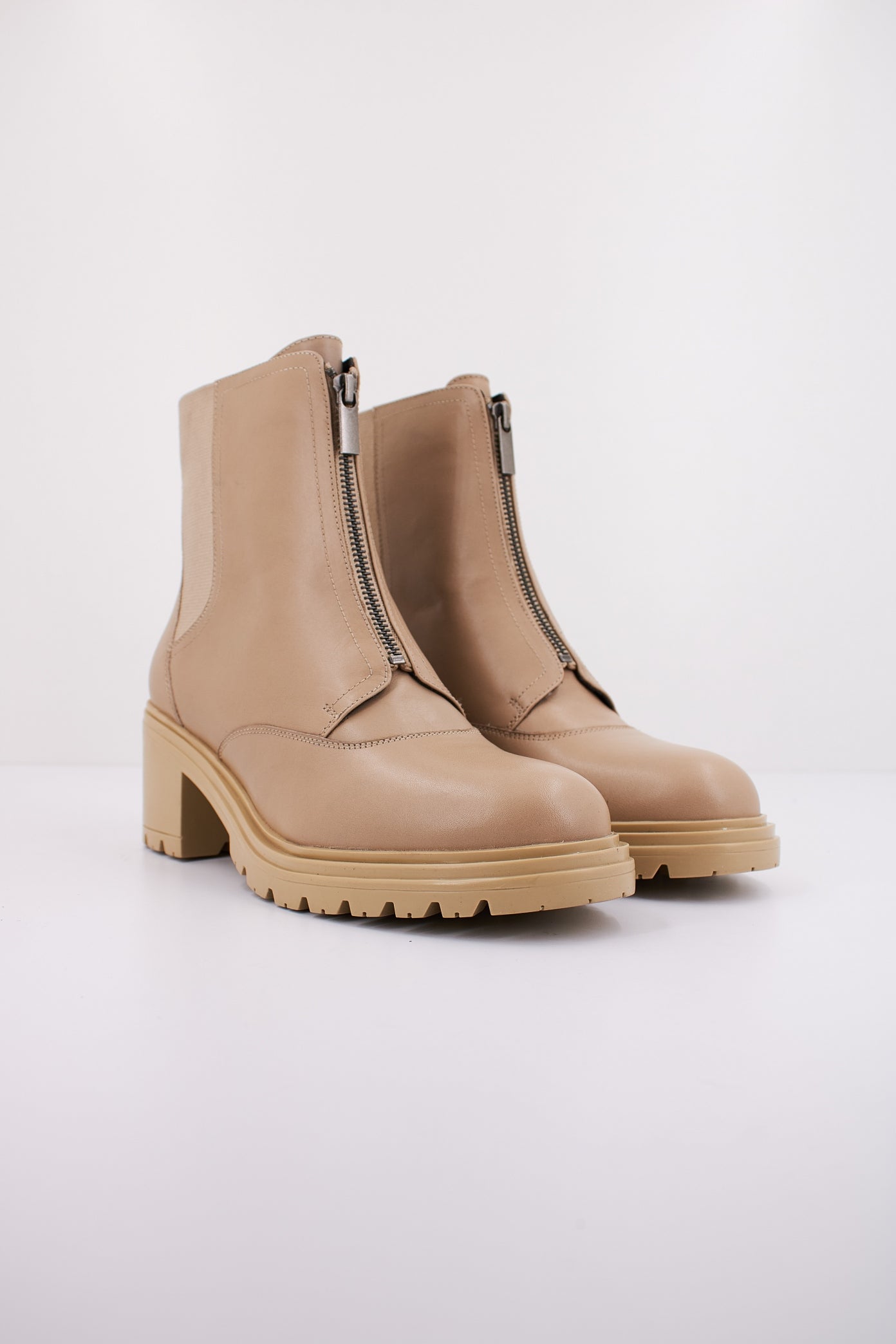 GEOX en color BEIS (2)