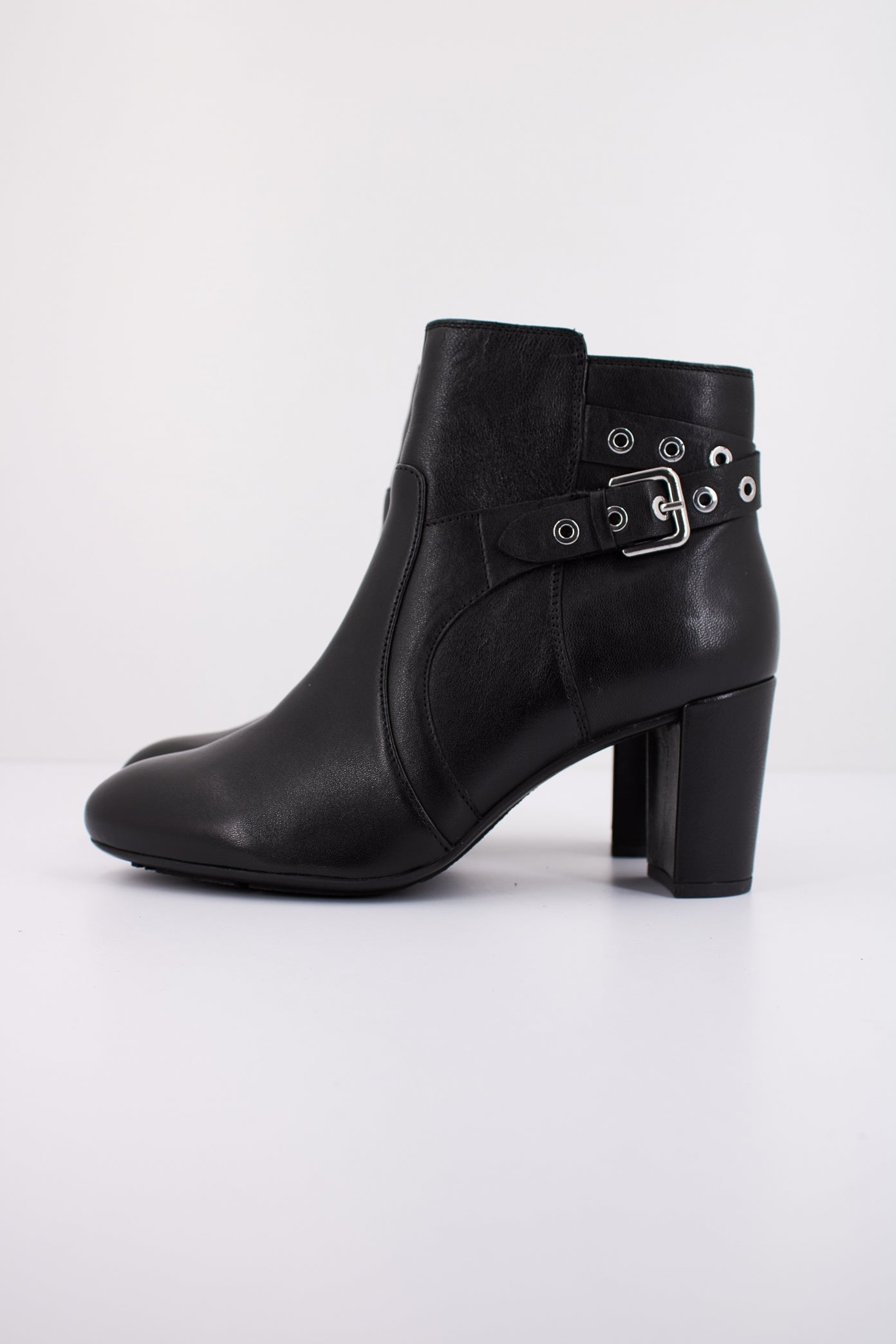 GEOX D LOISIA en color NEGRO (1)