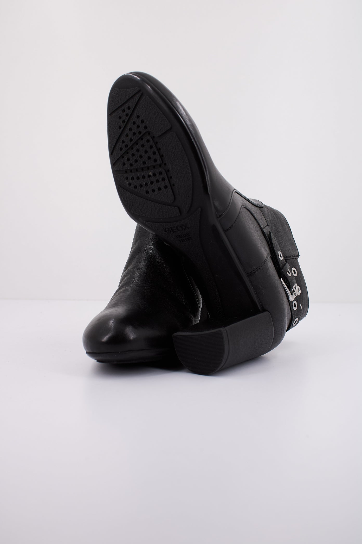 GEOX D LOISIA en color NEGRO (5)
